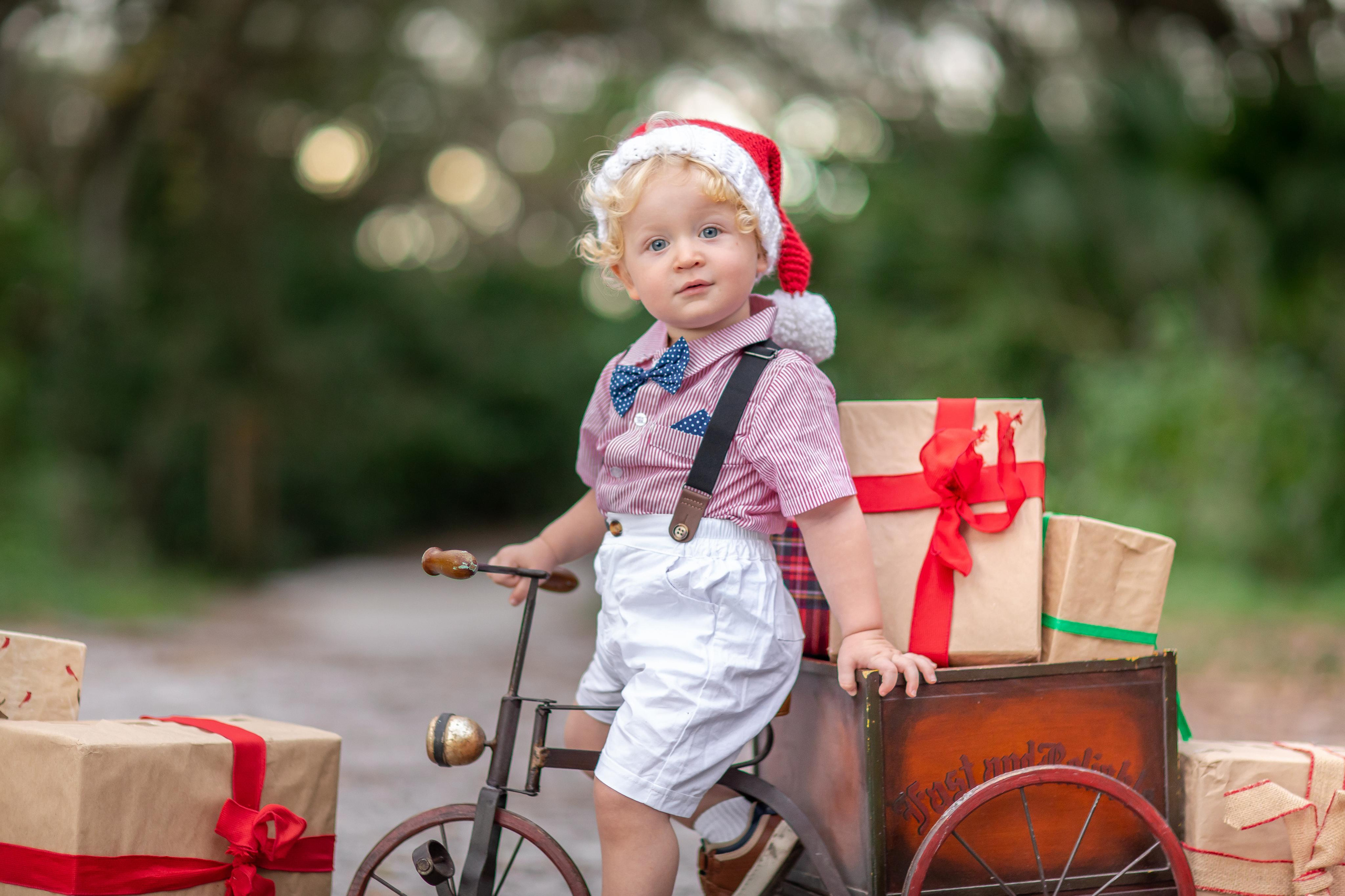 Leon Christmas Mini. Family and Event photographer in Homestead and Miami areas of Florida