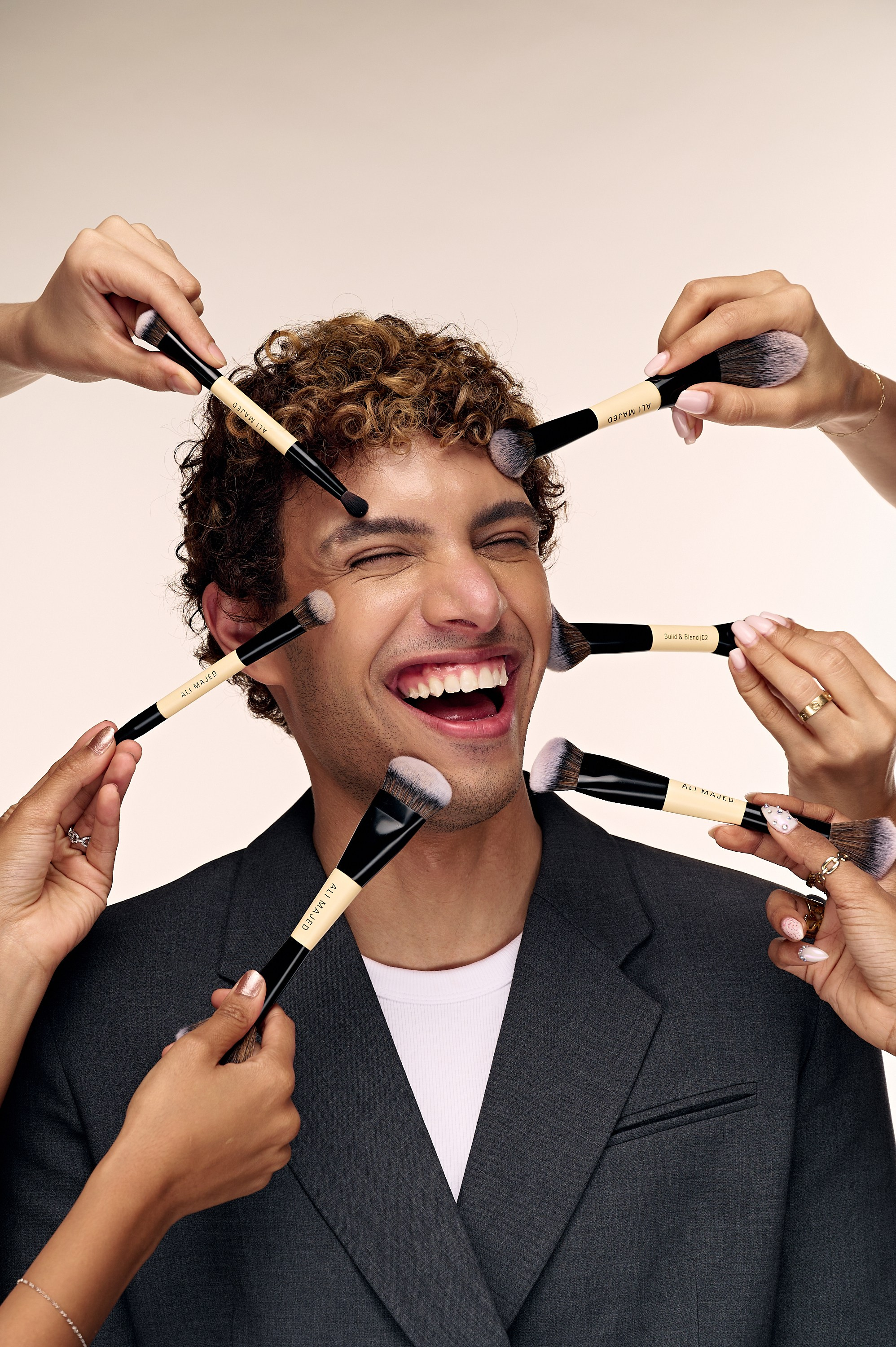 Commercial. Fashion and commercial photographer in Dubai and worldwide