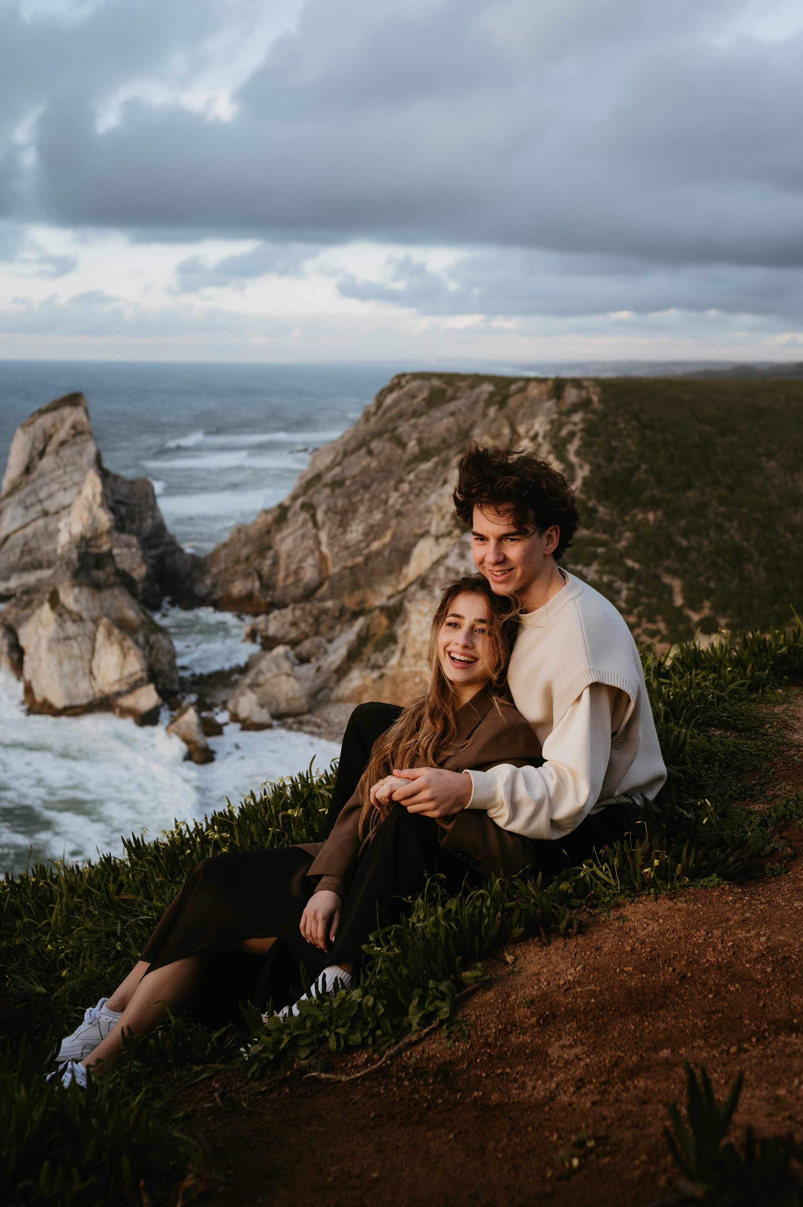 Praia da Ursa – ședință foto de cuplu într-un loc magic din Portugalia. Valentin Melen — wedding photographer