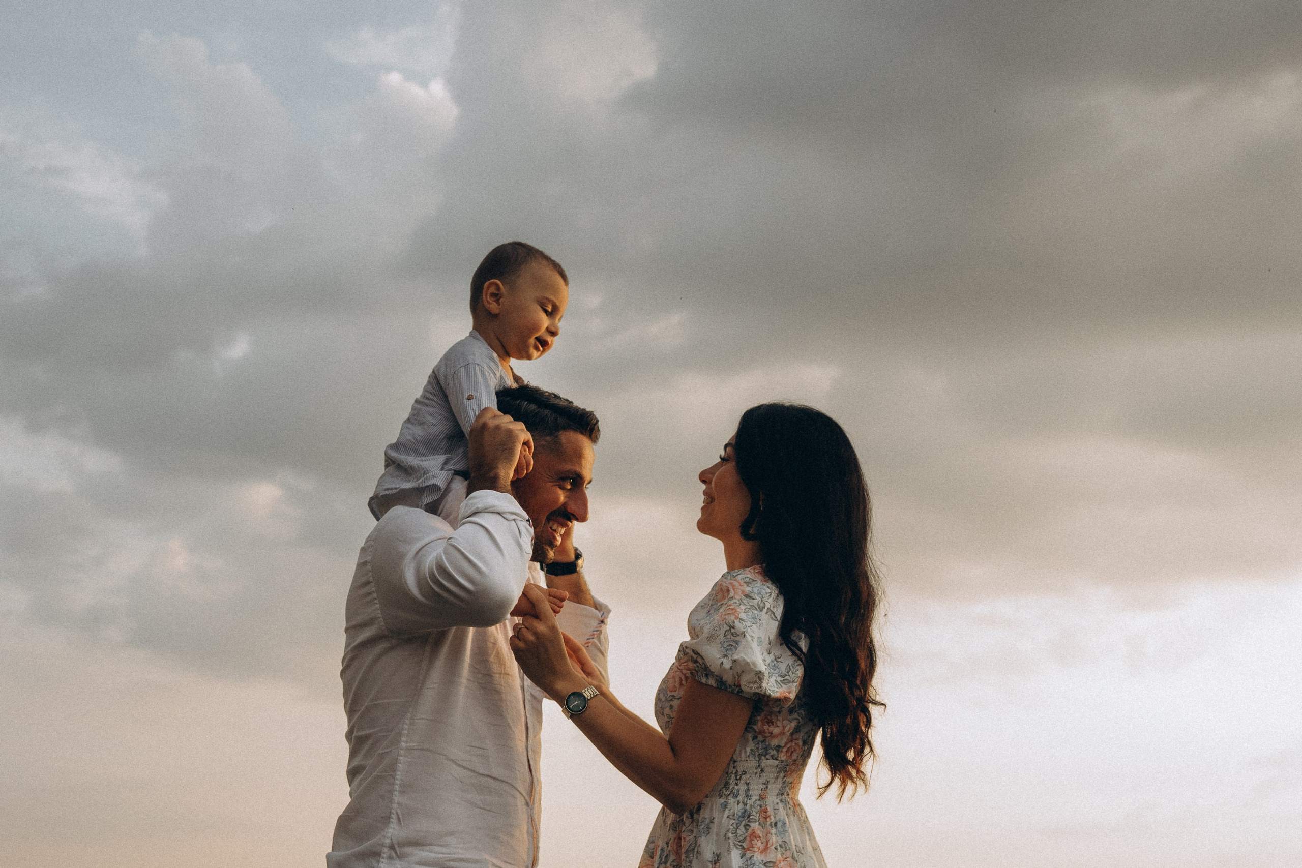 Summer. Wedding and potrait photographer in Helsinki Vickan O
