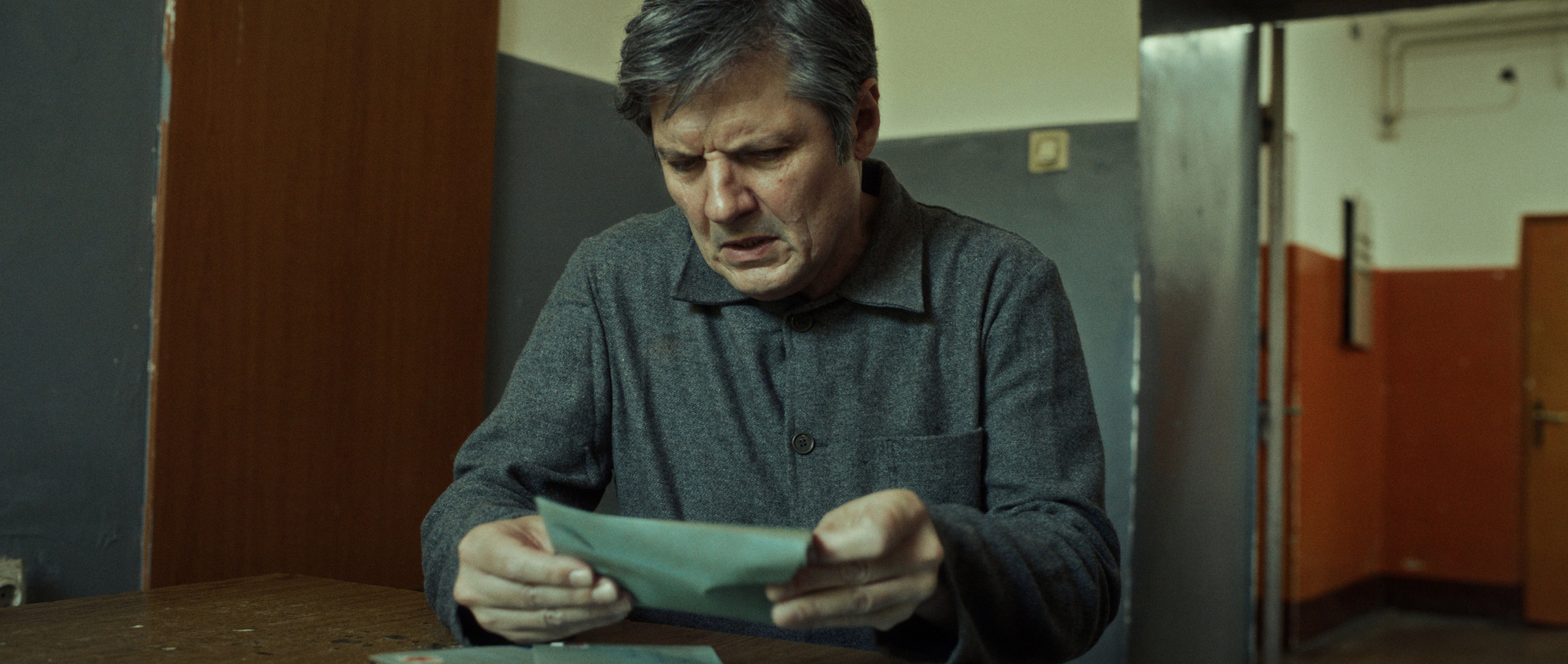 Ruski Konzul. Commercial and studio photographer in Belgrade