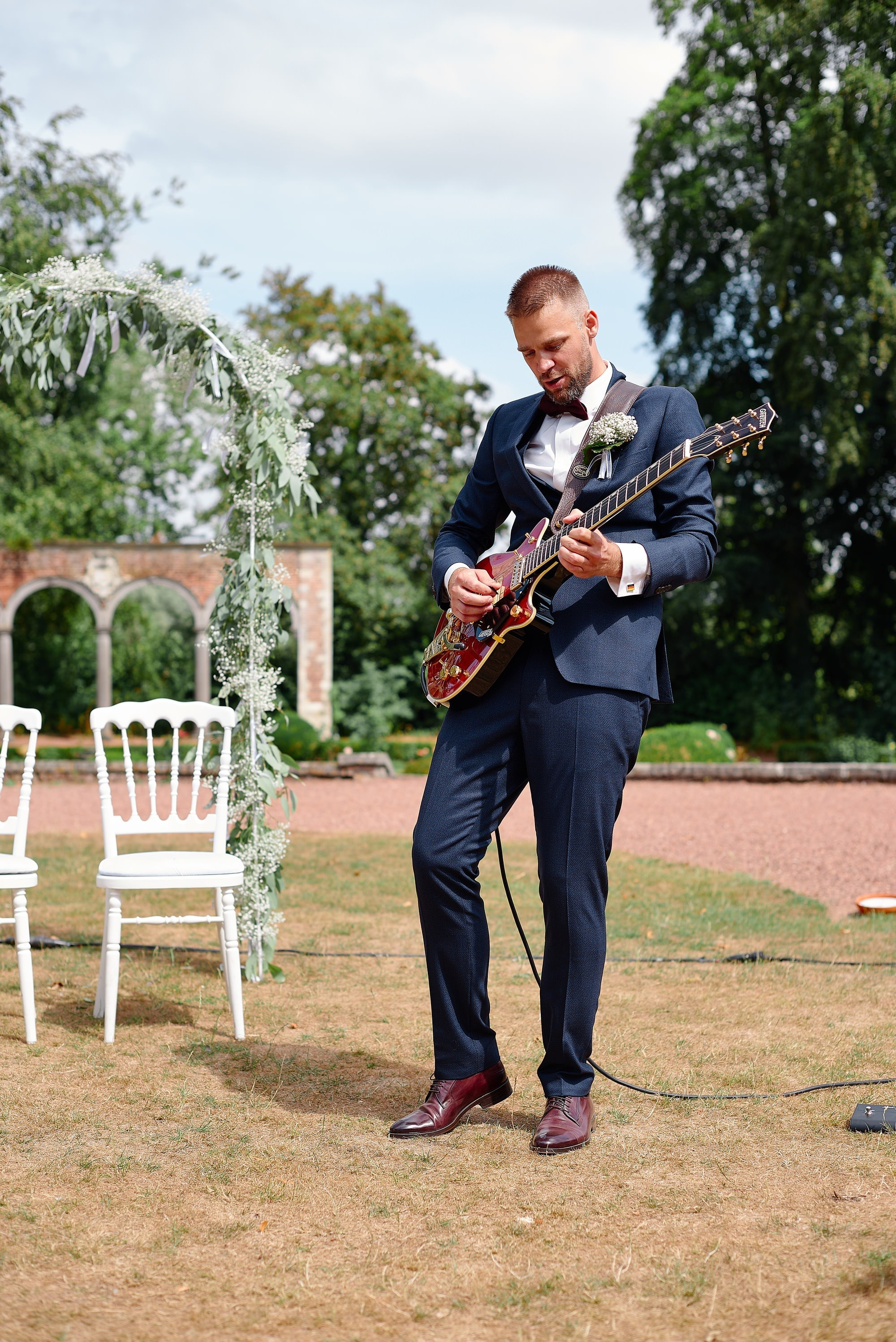 Wedding at Groot-Bijgaarden Castle, Brussels — Destination Wedding Photography Belgium. Bella Vita Weddings — Wedding Photography in Dubai & Destination
