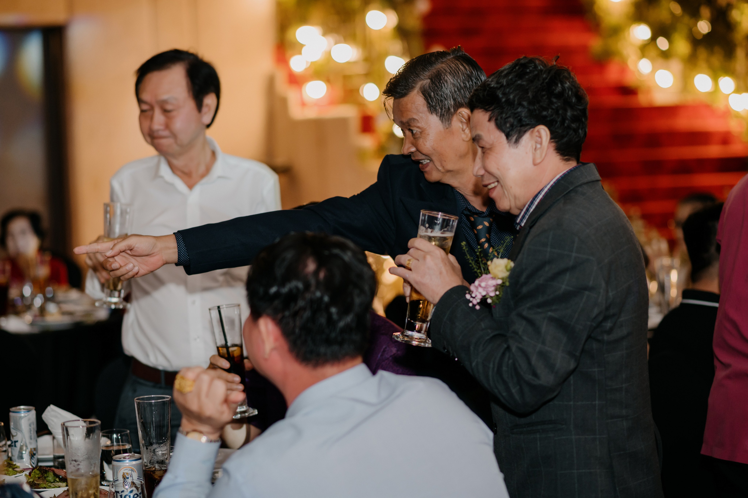 KHANG & QUYEN / Lavela Hotel. Saigon Wedding Present | Art Beyond Moments