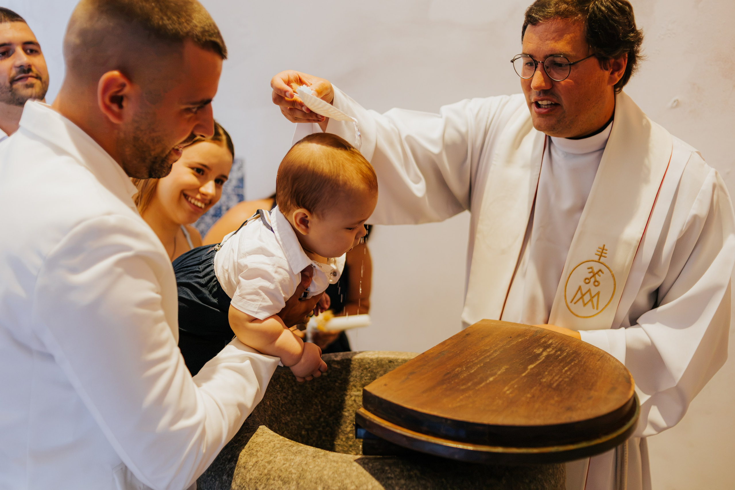 Batizado Santiago. Blendo Philipe | Wedding & Portrait Photographer in Porto