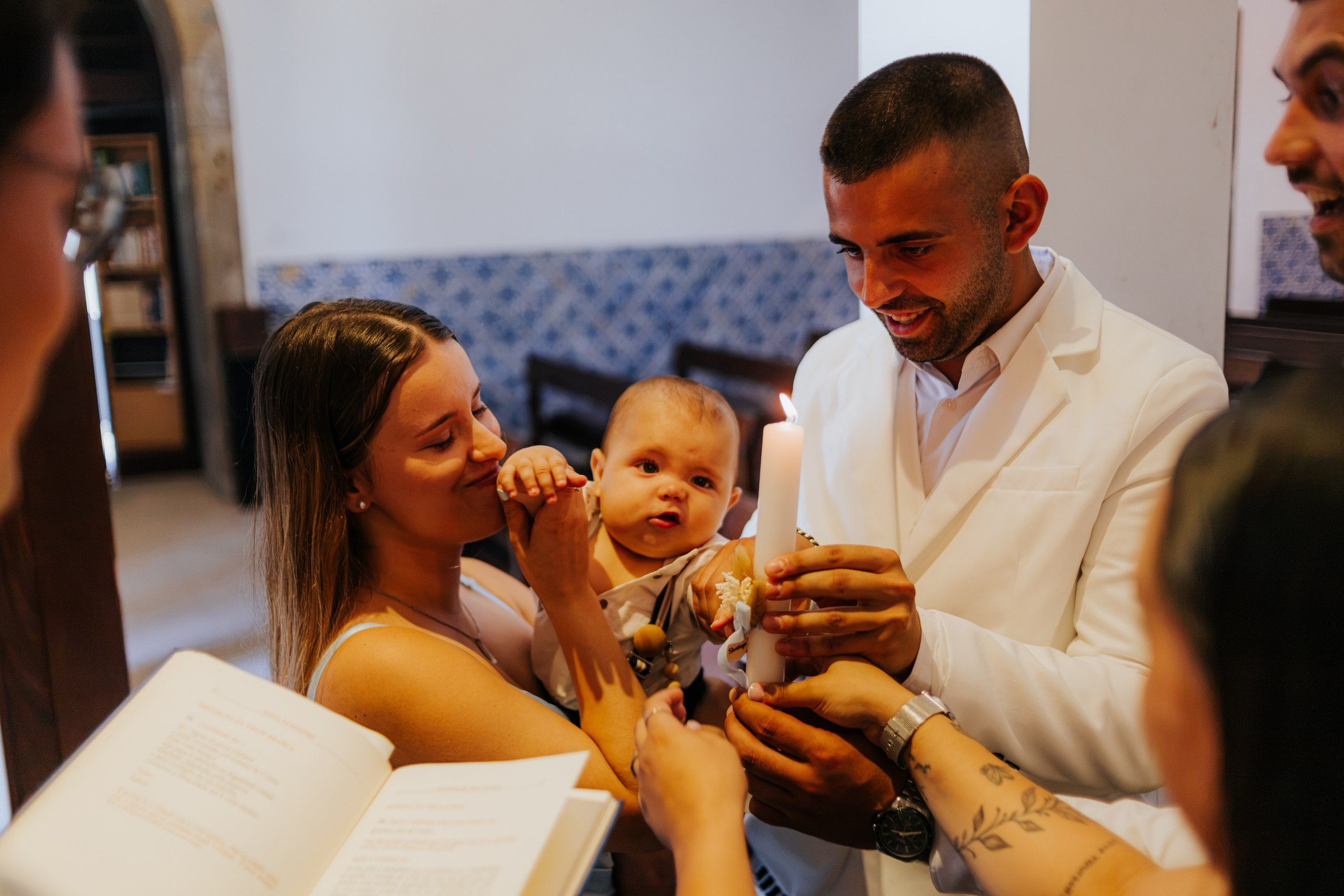 Batizado Santiago. Blendo Philipe | Wedding & Portrait Photographer in Porto
