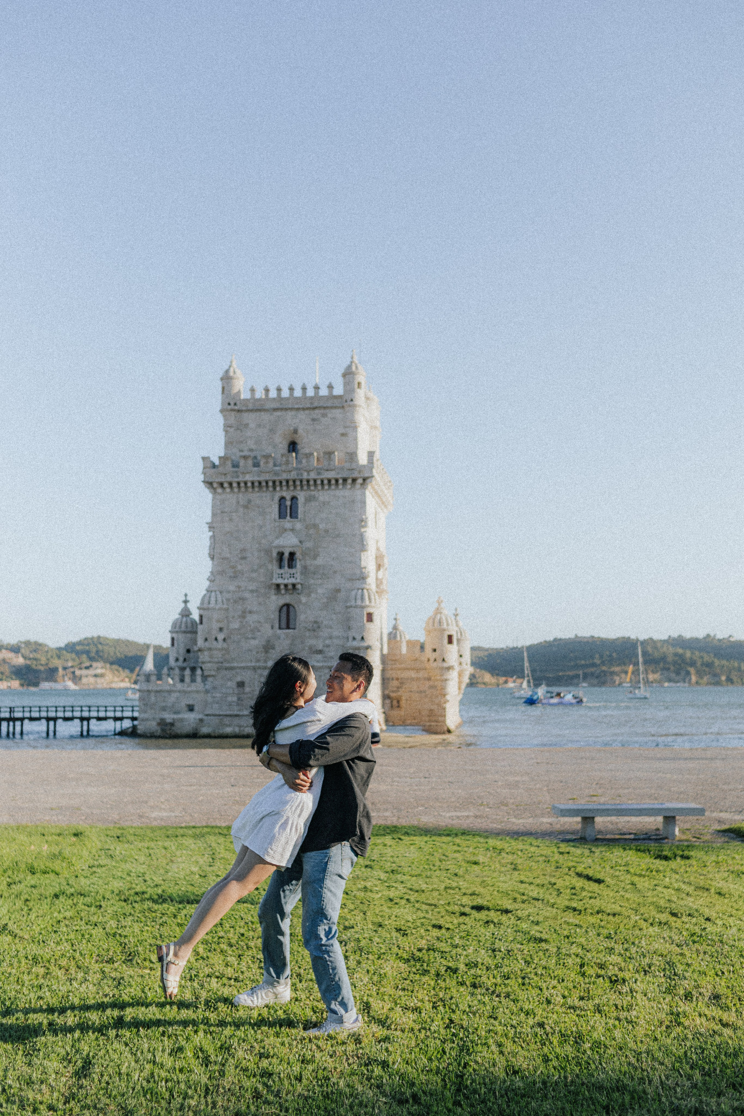 Engagement — Lisbon / Kevin & Elizabeth. Blendo Philipe | Wedding & Portrait Photographer in Porto