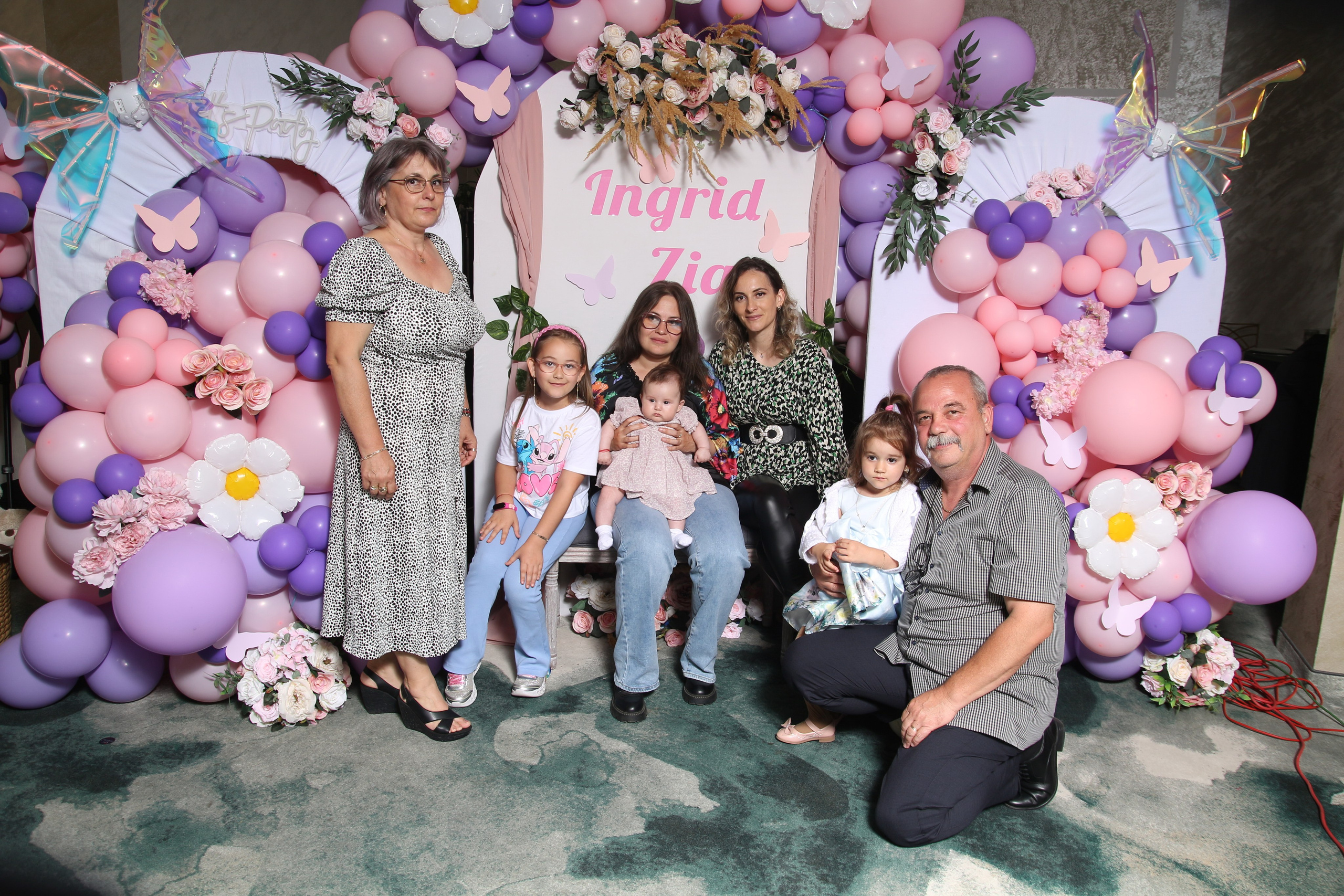 BYZO MEDIA. PETRU BYZO - family and children photographer in ROMANIA