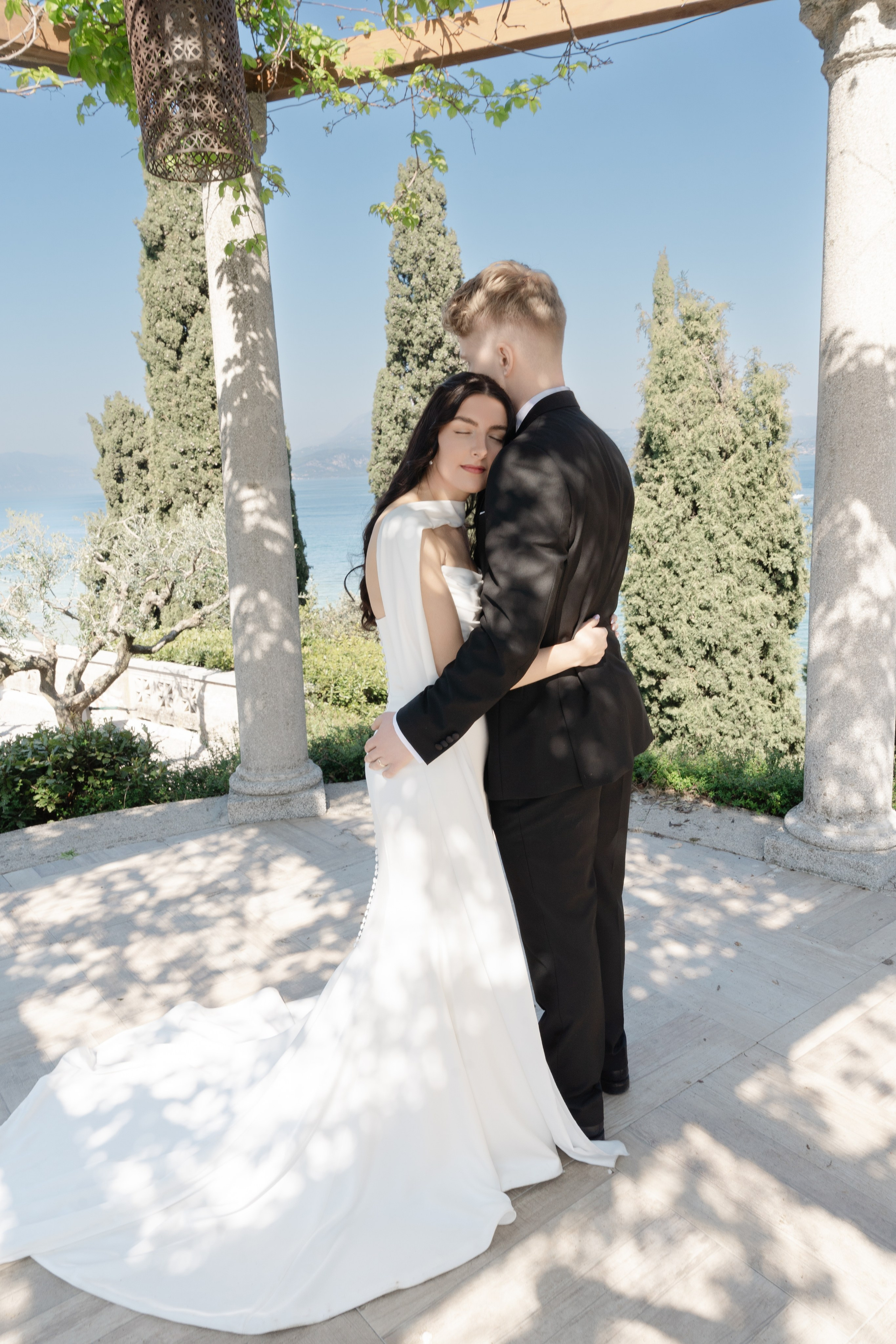 NATALIE AND ANDREW_ ELOPEMENT on LAKE GARDA. PHOTOGRAPHER IN ITALY