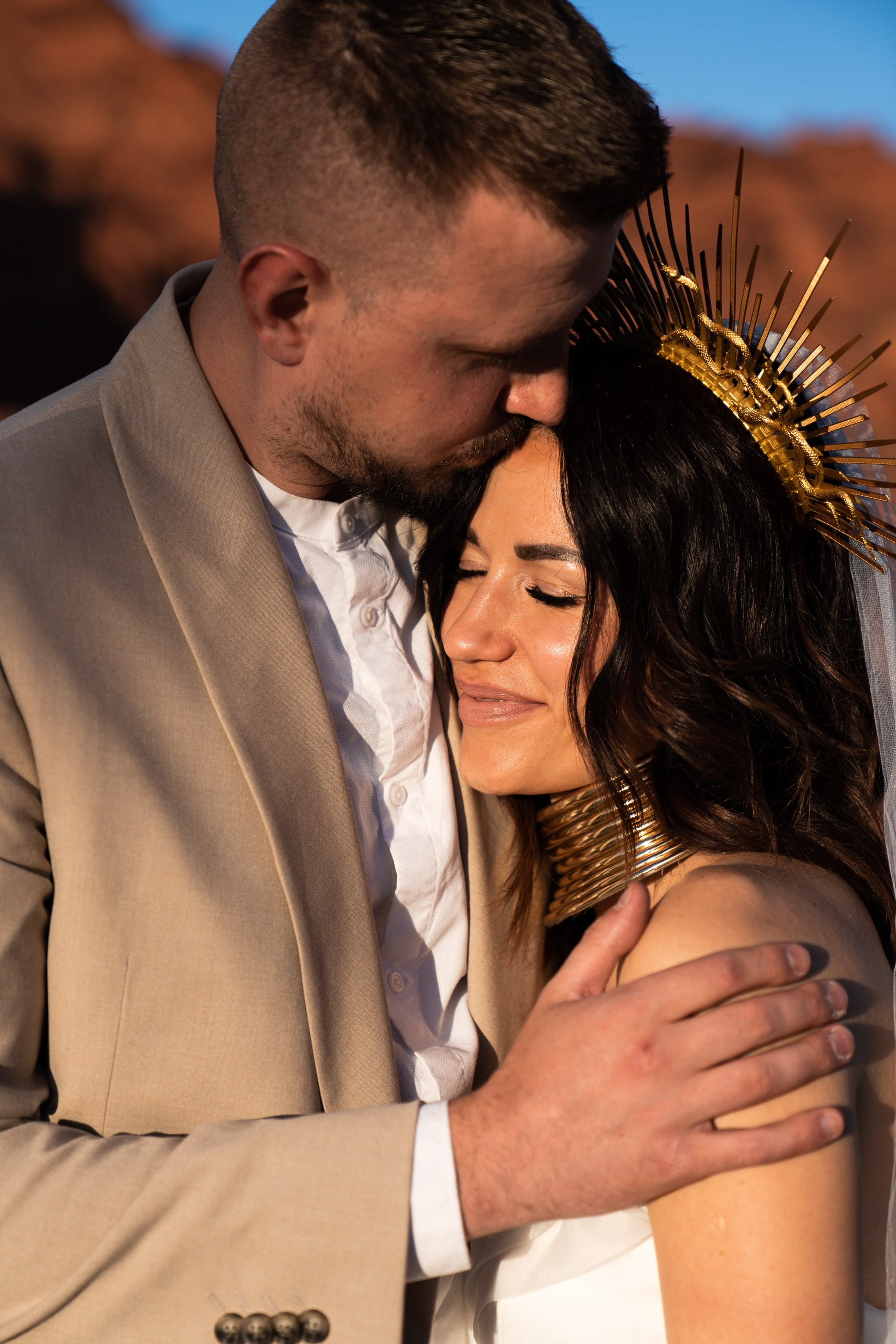 M&S. Wedding & elopement photographer Viktoriya Kravtsov. Las Vegas