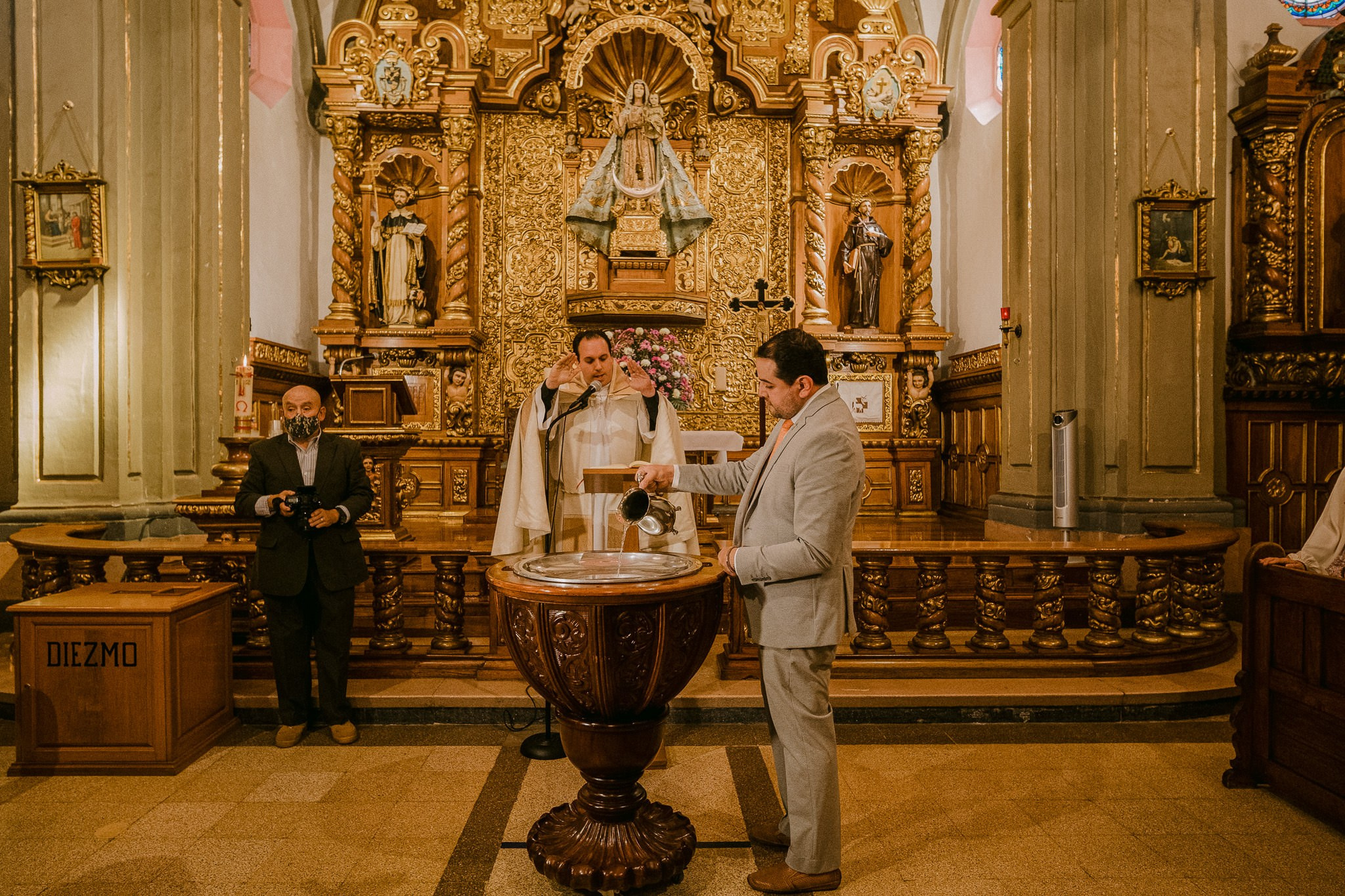 Sofia Bautizo. Wedding and family photographer in Mexico City