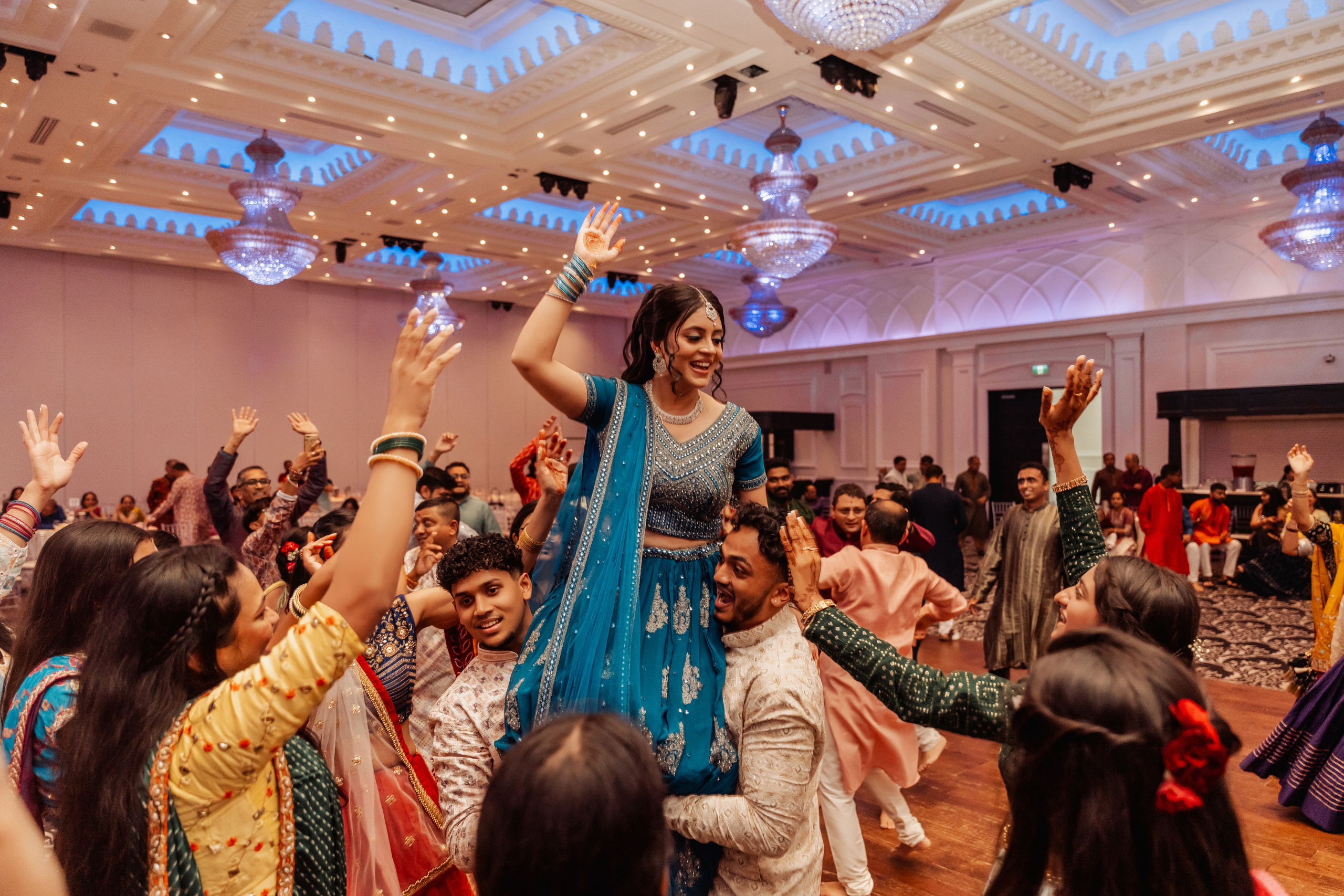 Darshil & Shailja. Wedding Photographer & Cinematographer studios