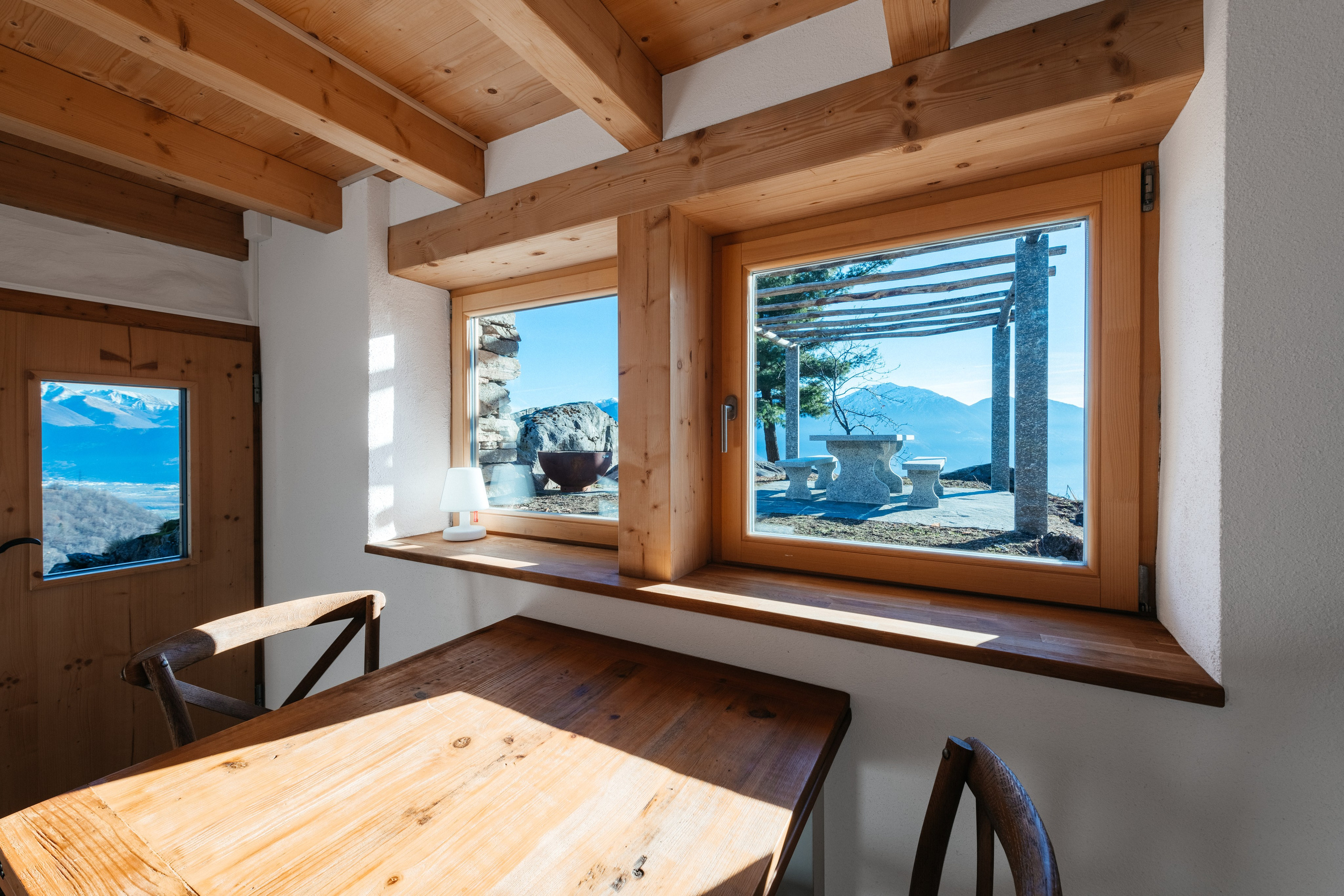 Rustico, VAL RESA, TICINO. Hallo! Ich bin Elena und arbeite als Immobilienfotografin