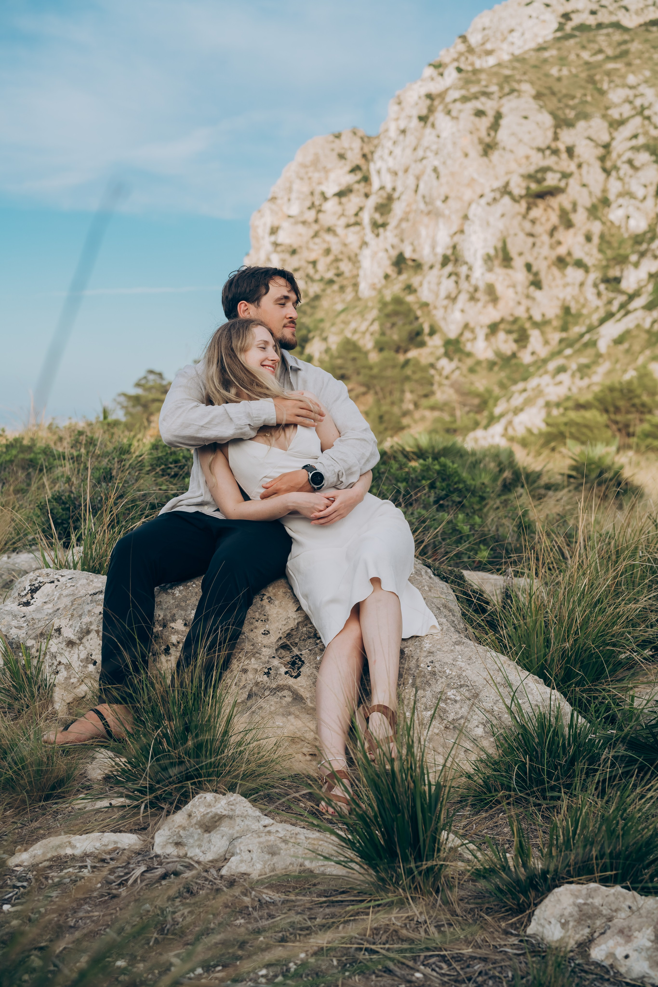 On top of the mountains and by the sea. Фотограф у Пальма де Майорка