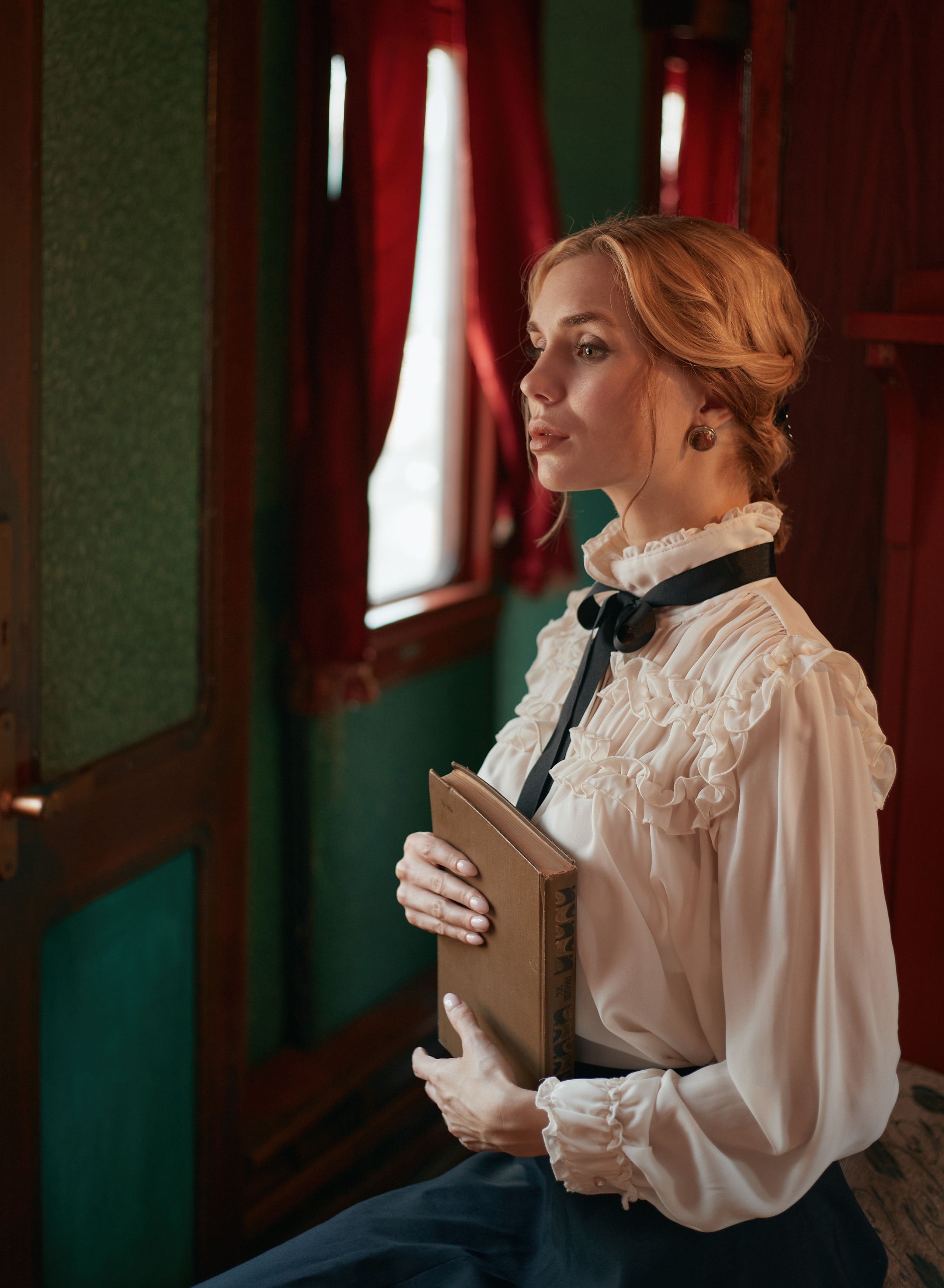 PORTRAITS. Фотограф в Лионе. Фотограф в Гренобле. Фотограф Ницца. Фотограф во Франции Юрий Шинкаревский