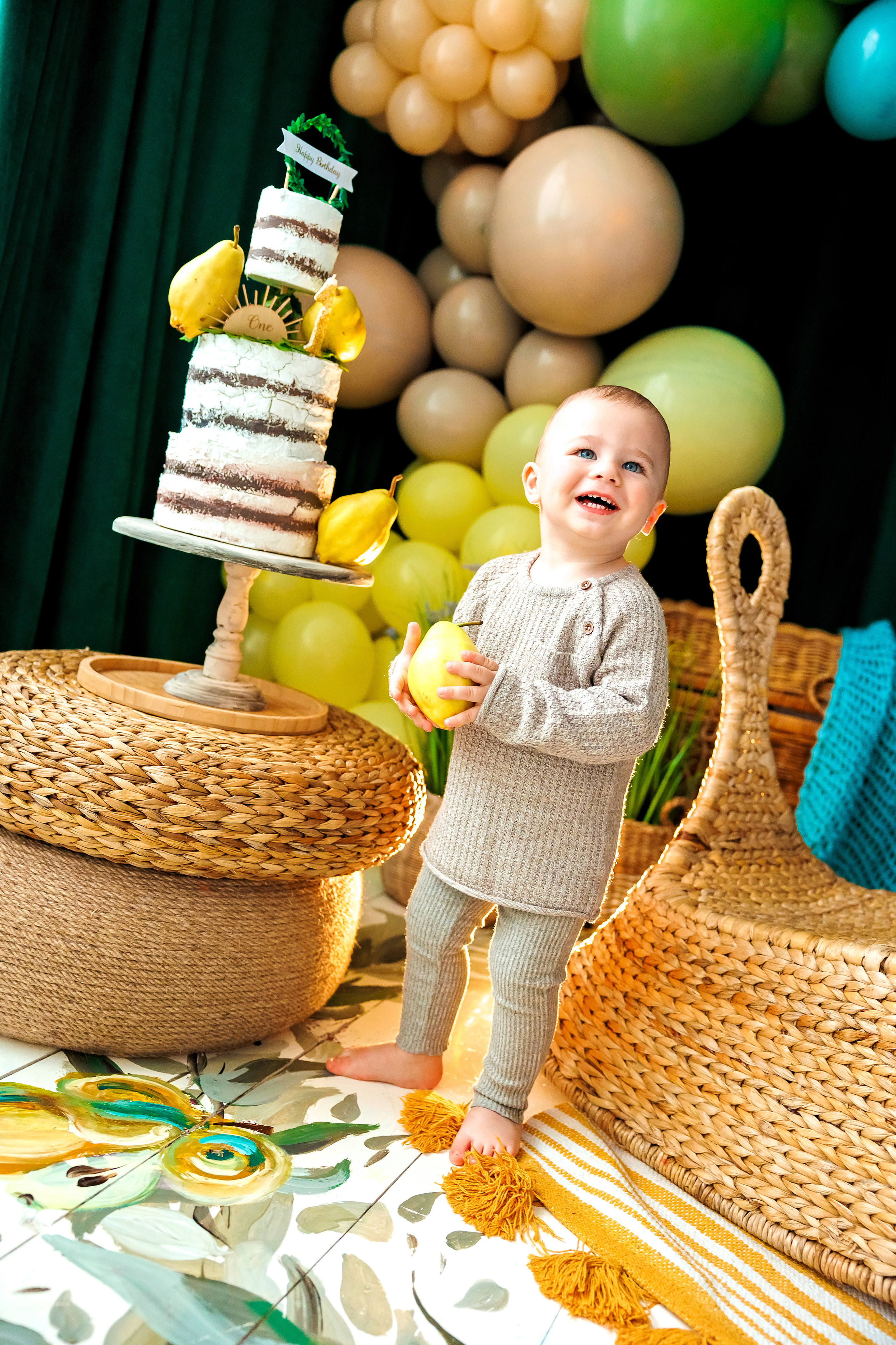 Фотосесия за първа годинка. Фотограф Ирина Йотова