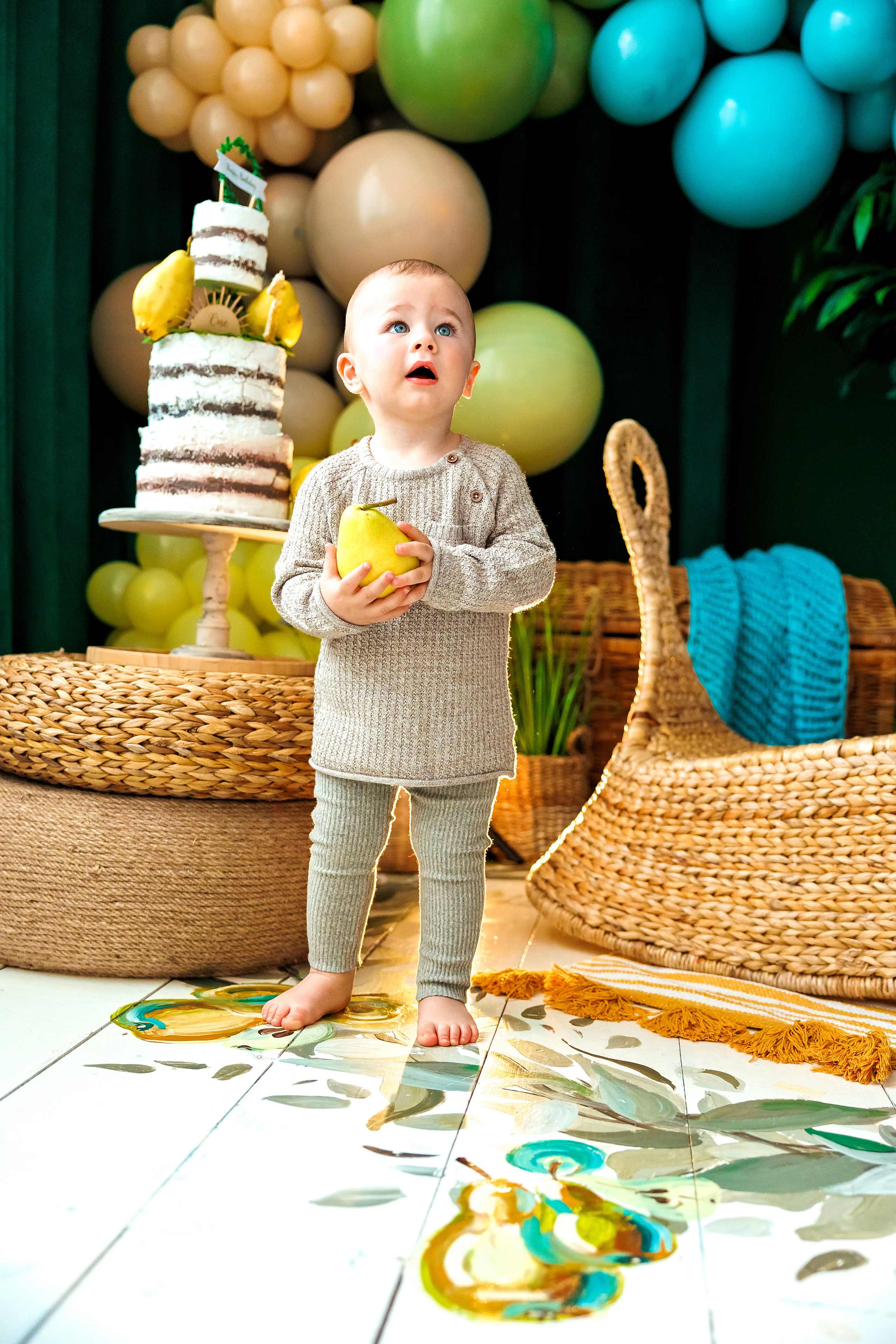 Фотосесия за първа годинка. Фотограф Ирина Йотова