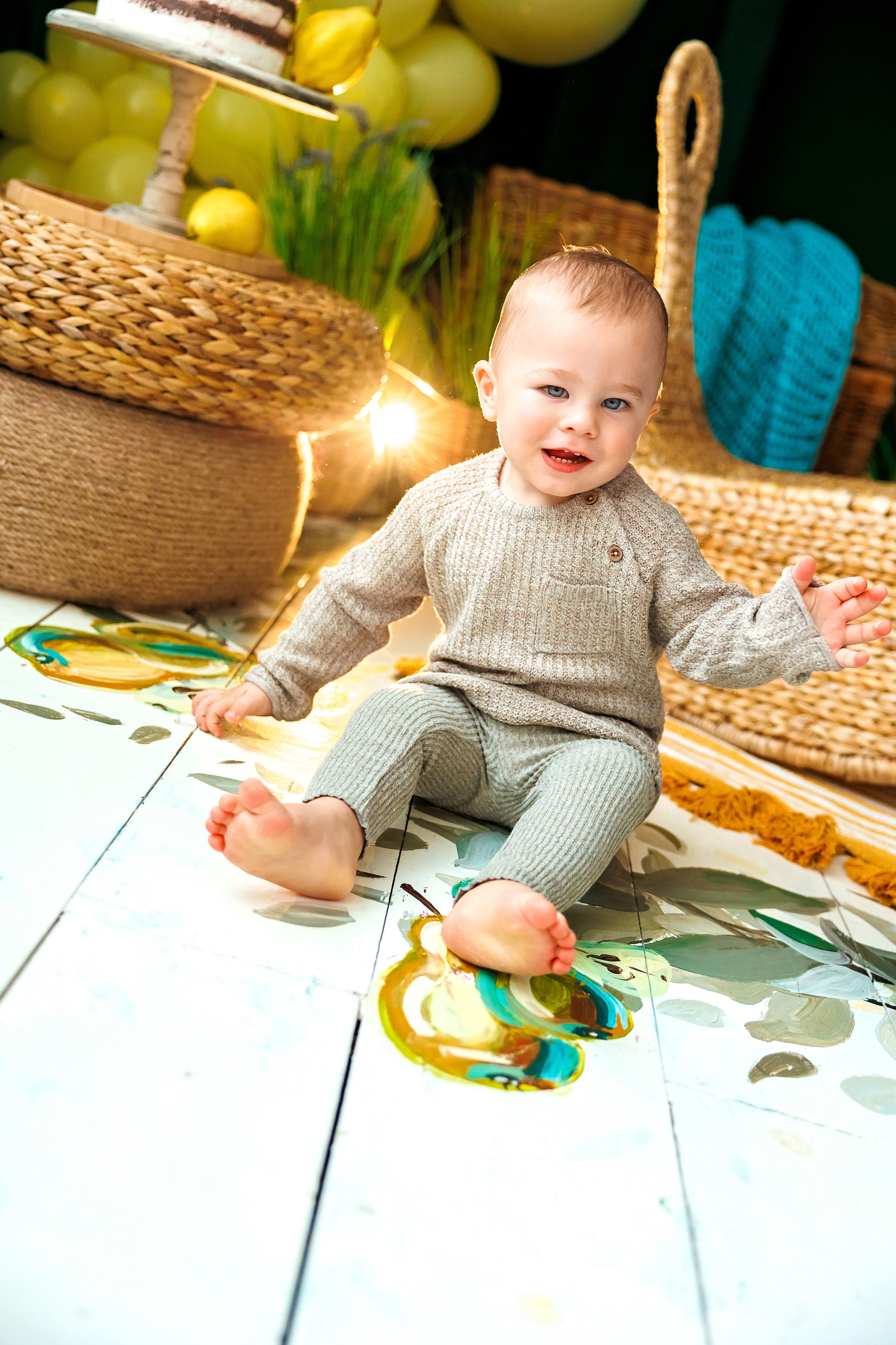 Фотосесия за първа годинка. Фотограф Ирина Йотова