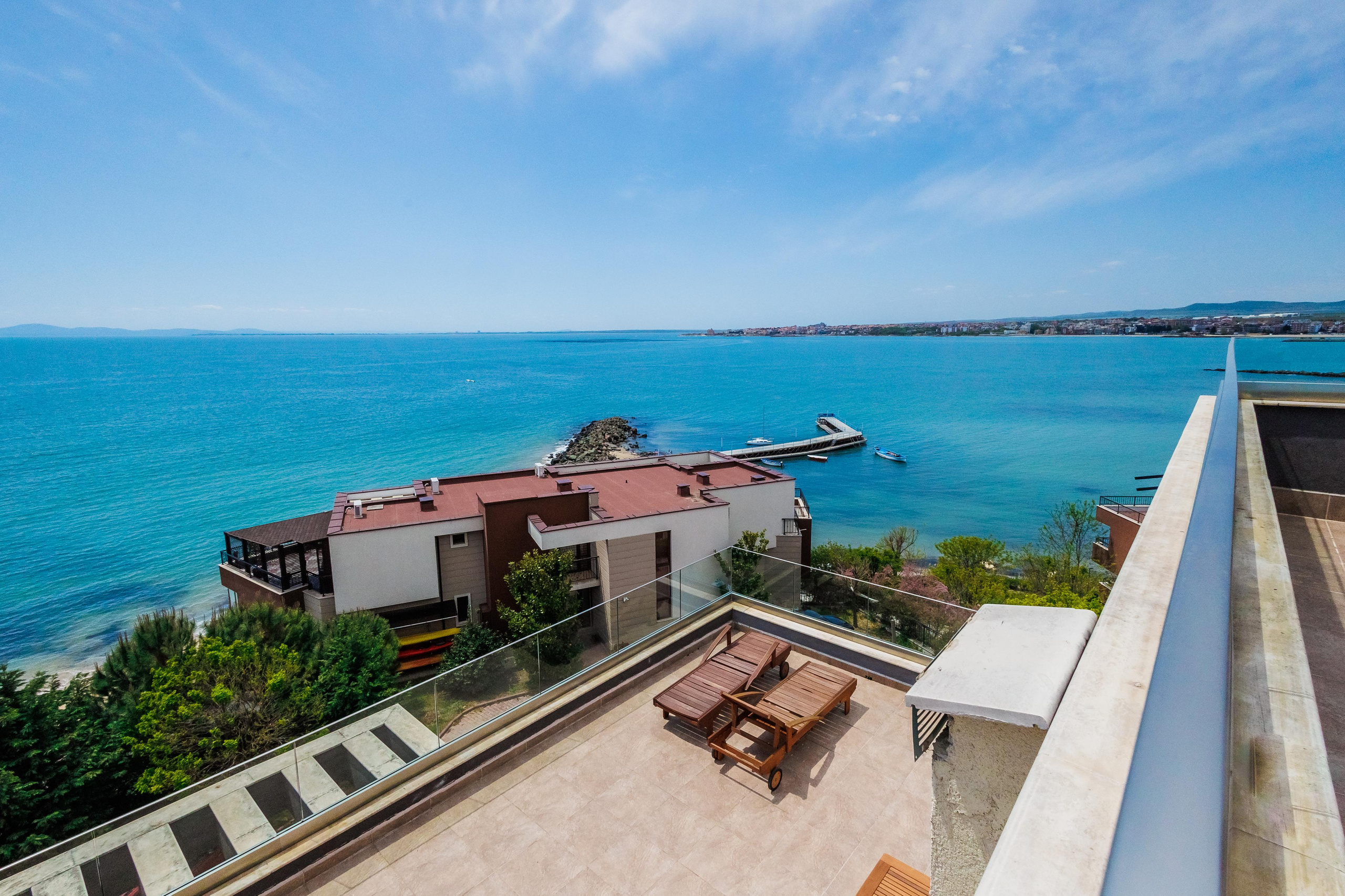 St. Panteleimon Beach Hotel. Фотограф Ирина Йотова