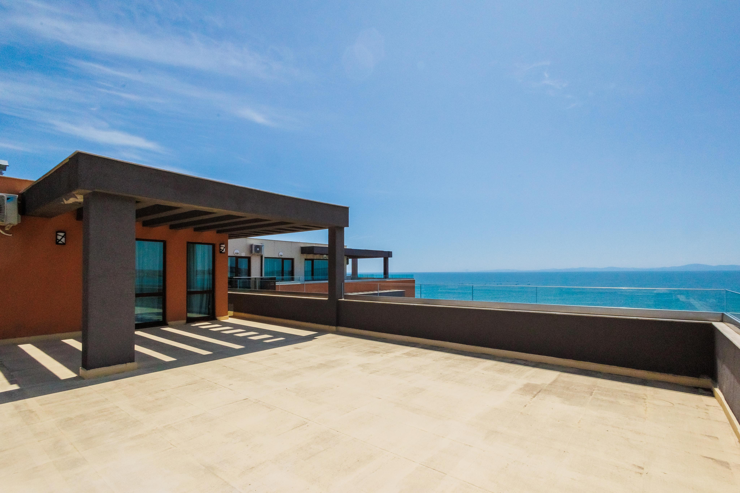 St. Panteleimon Beach Hotel. Фотограф Ирина Йотова