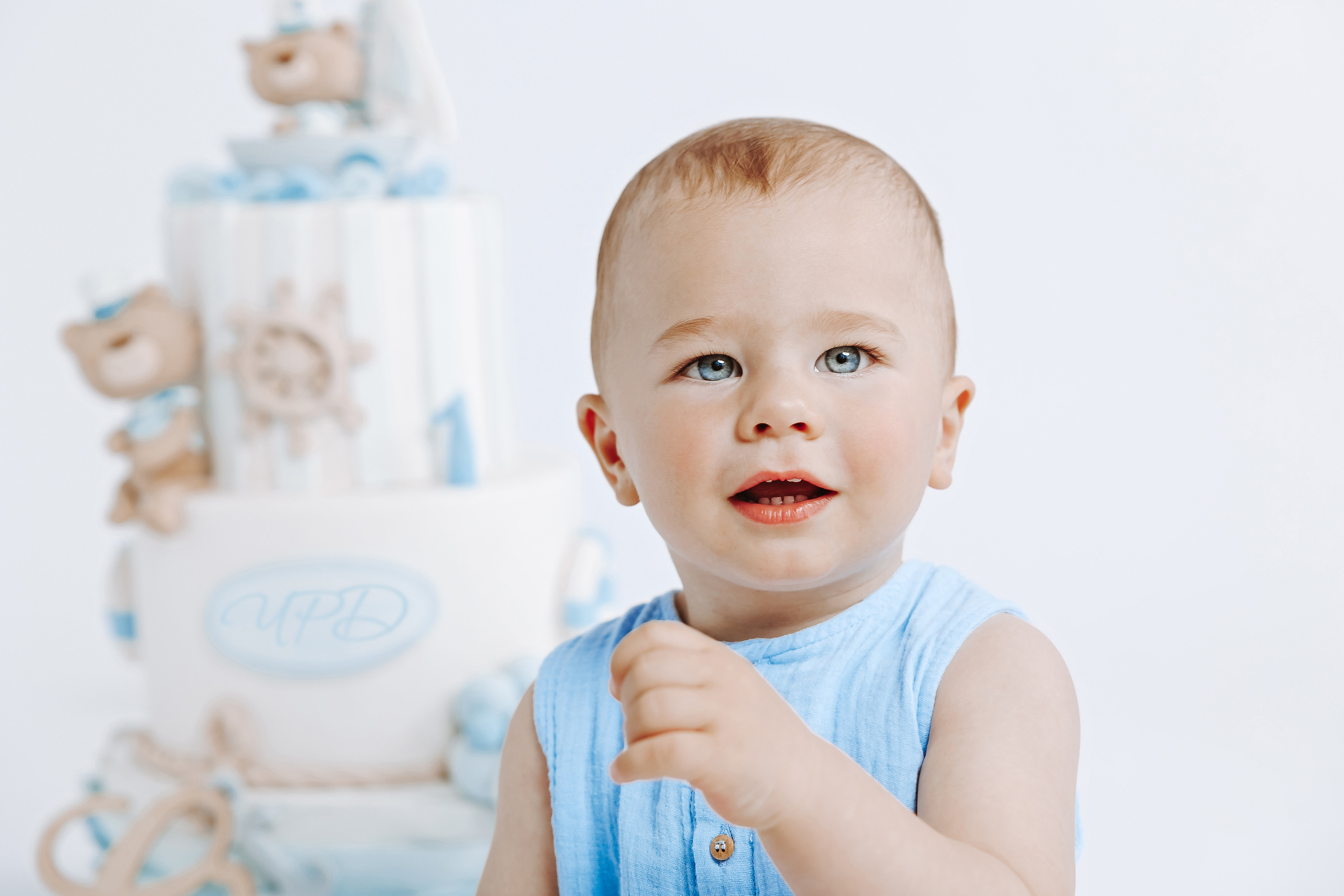 Фотосесия за първа годинка. Фотограф Ирина Йотова