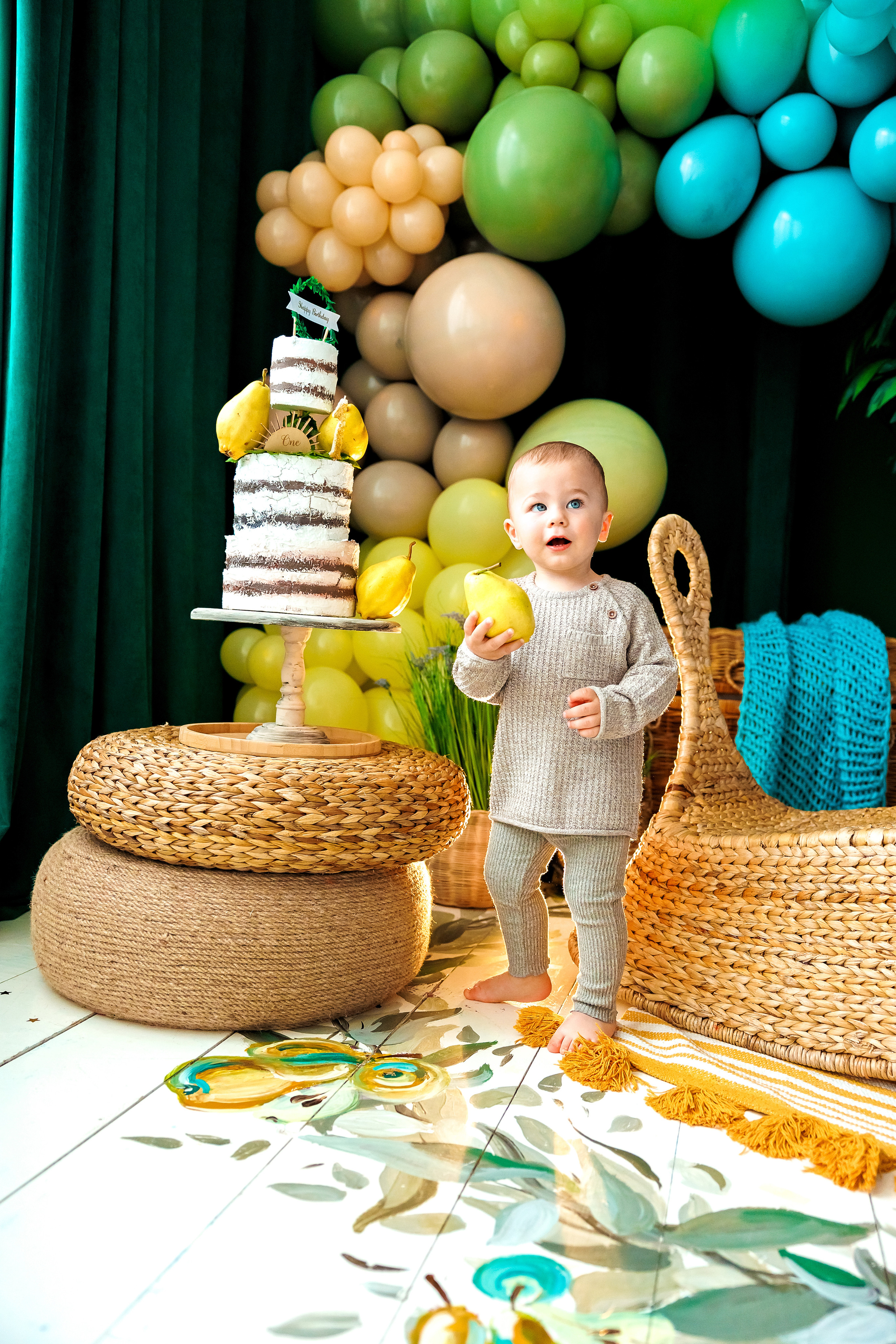 Фотосесия за първа годинка. Фотограф Ирина Йотова