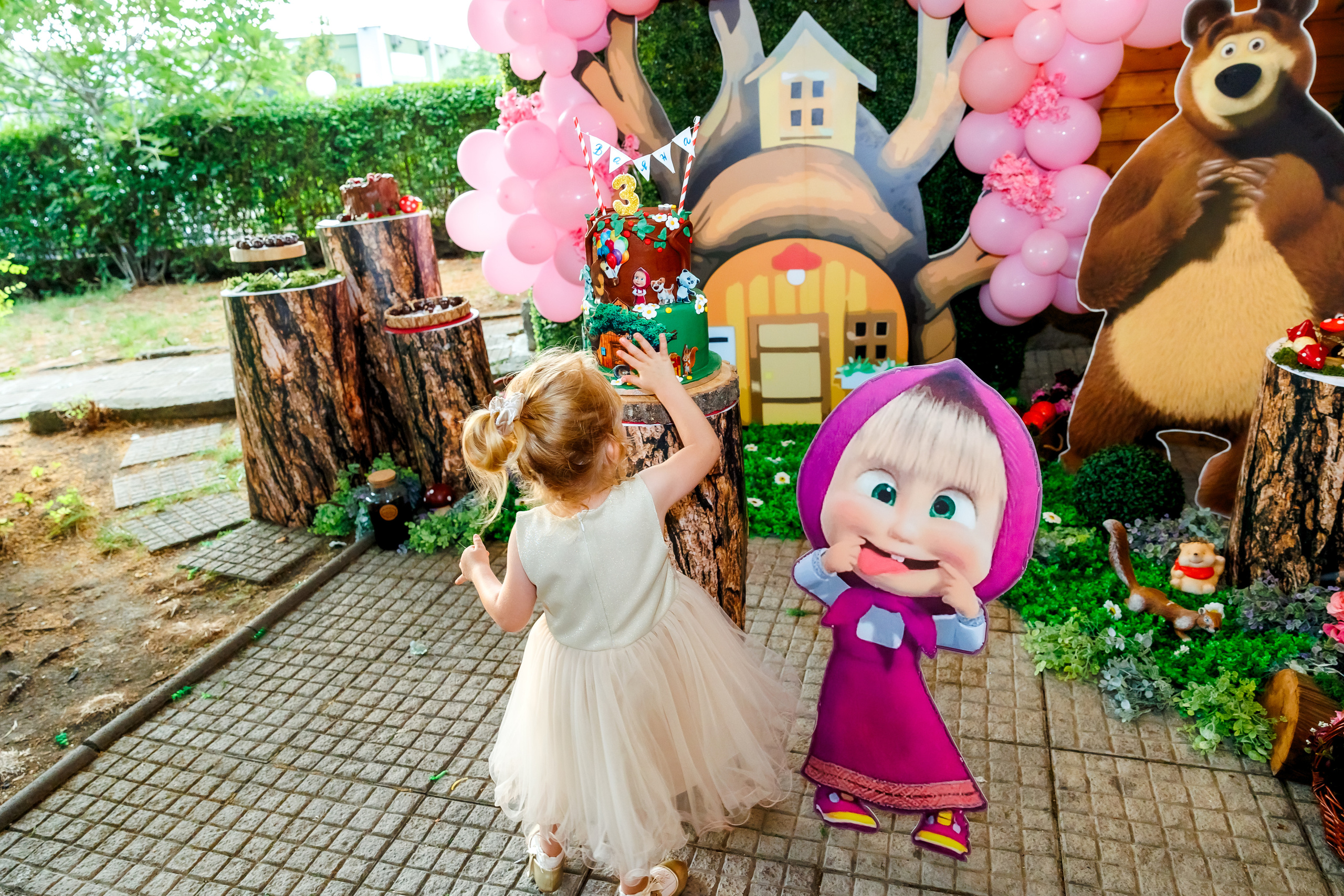 Честит Рожден Ден!. Фотограф Ирина Йотова