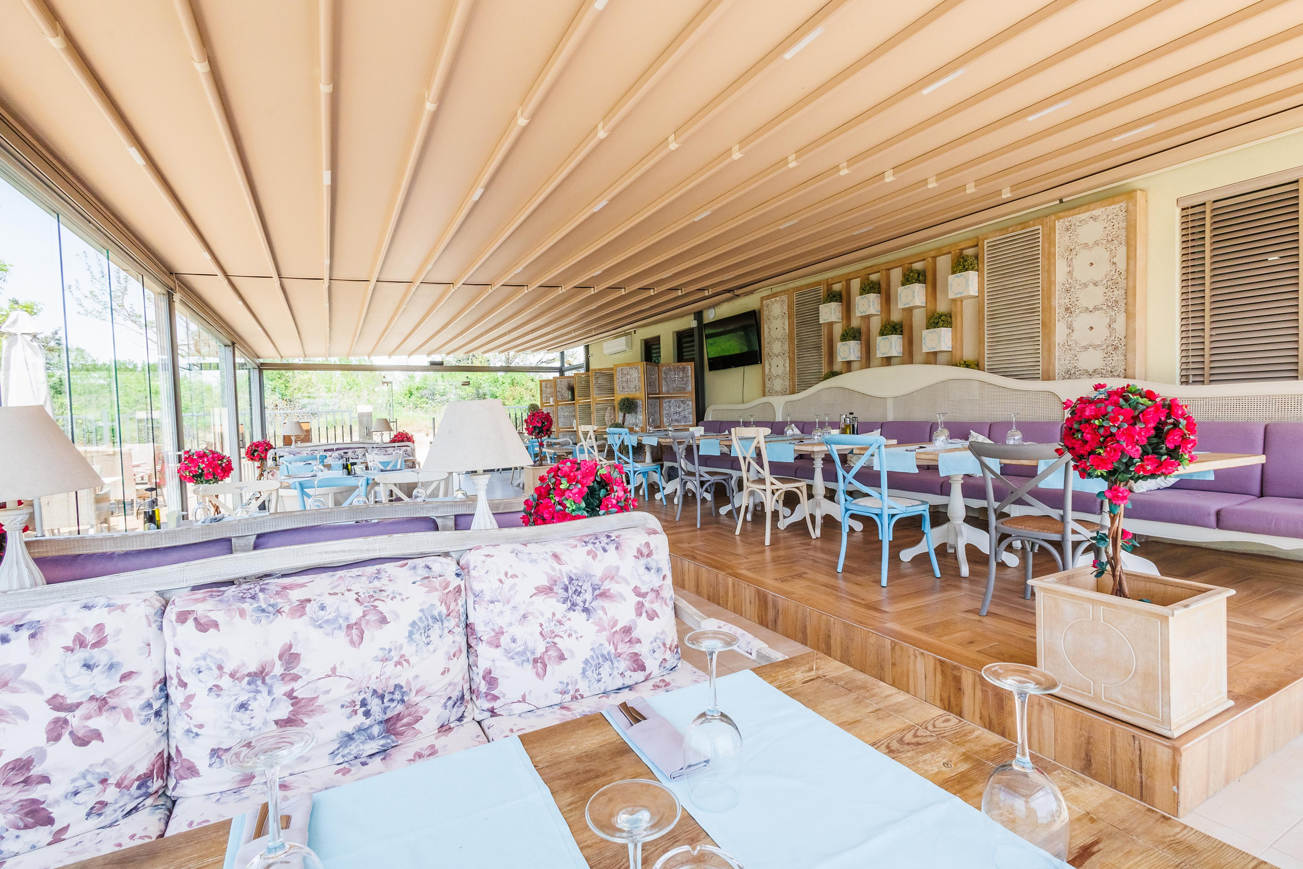 St. Panteleimon Beach Hotel. Фотограф Ирина Йотова