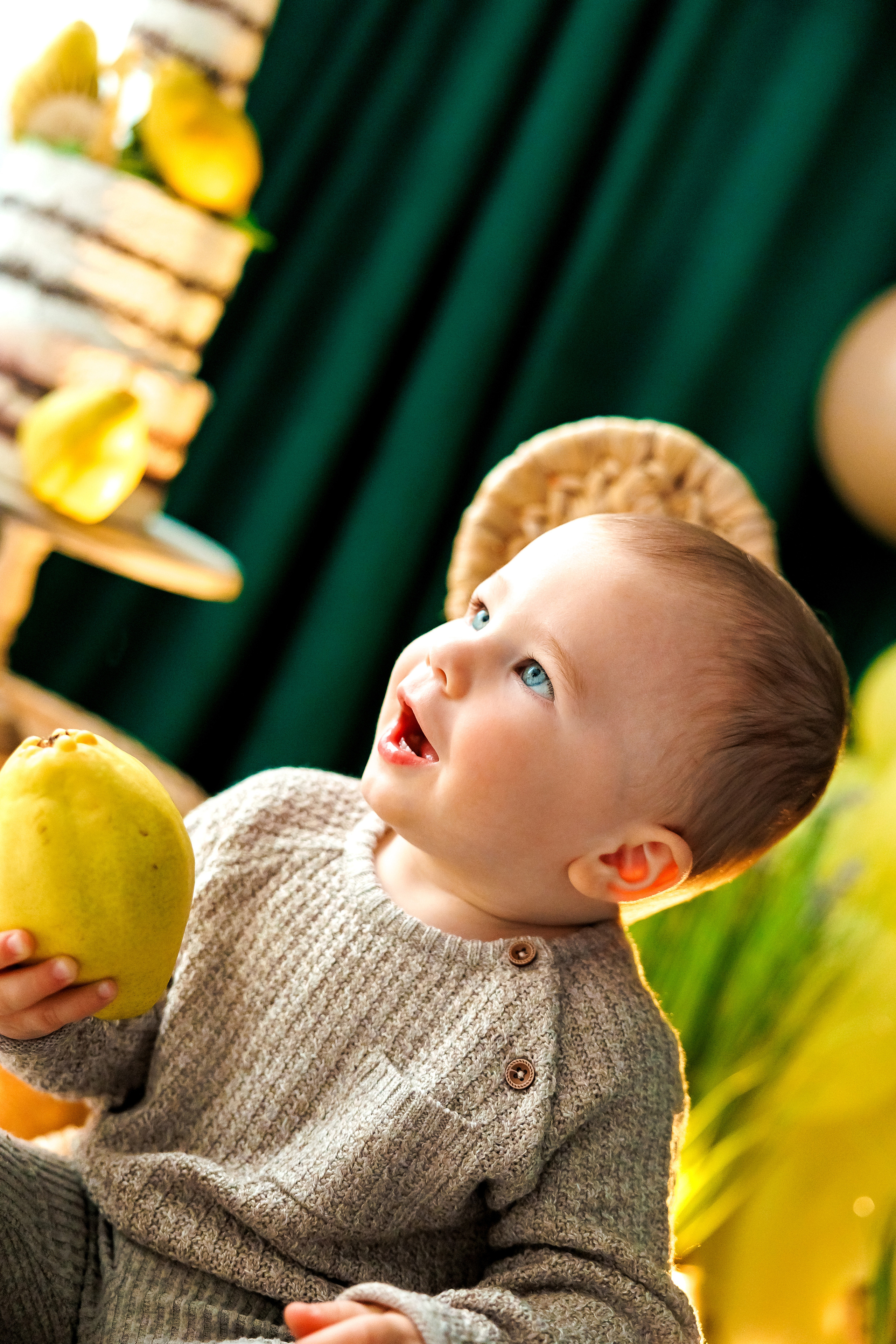 Фотосесия за първа годинка. Фотограф Ирина Йотова