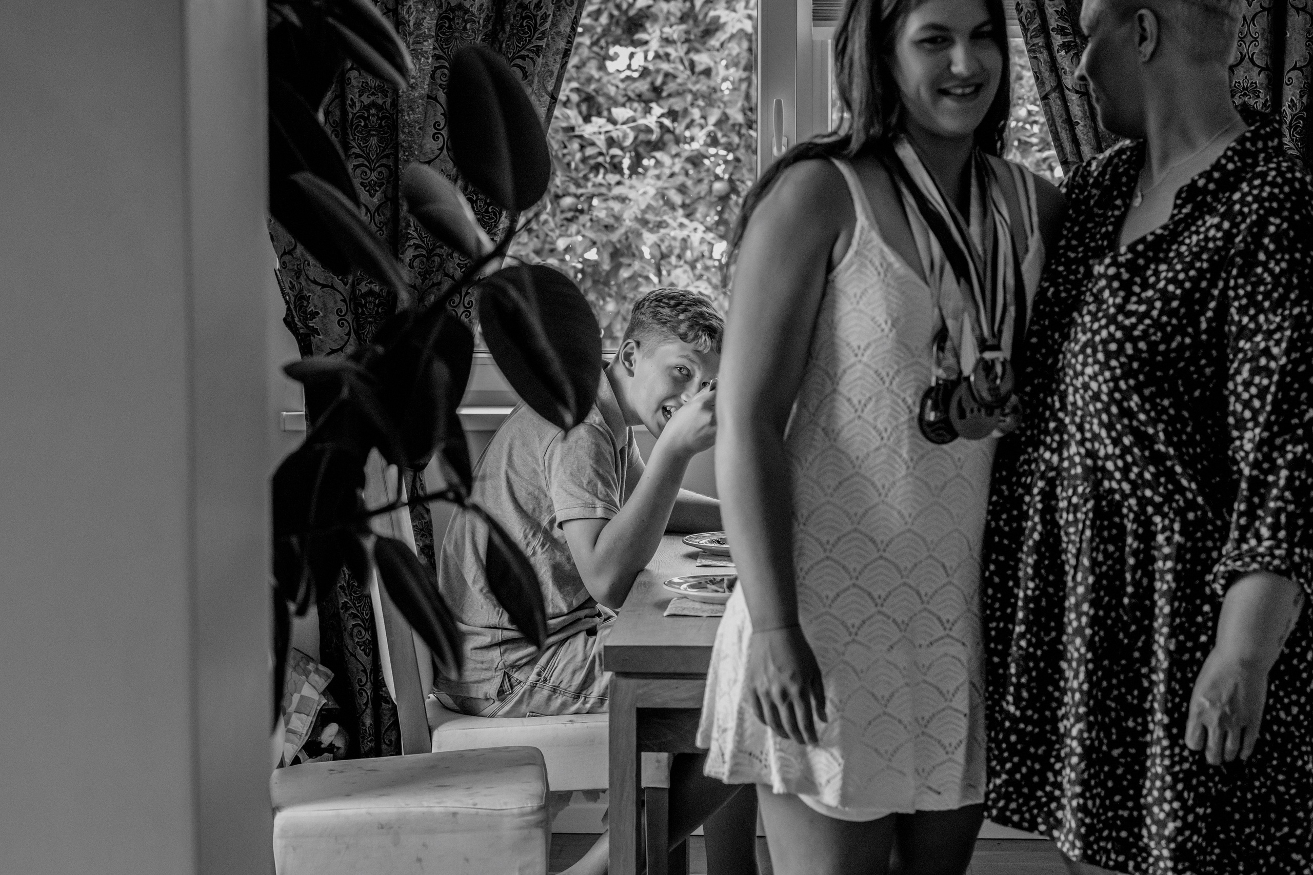 Šeimos pietus. Wedding and family photographer in Lithuania — Yvanessa Gelvano