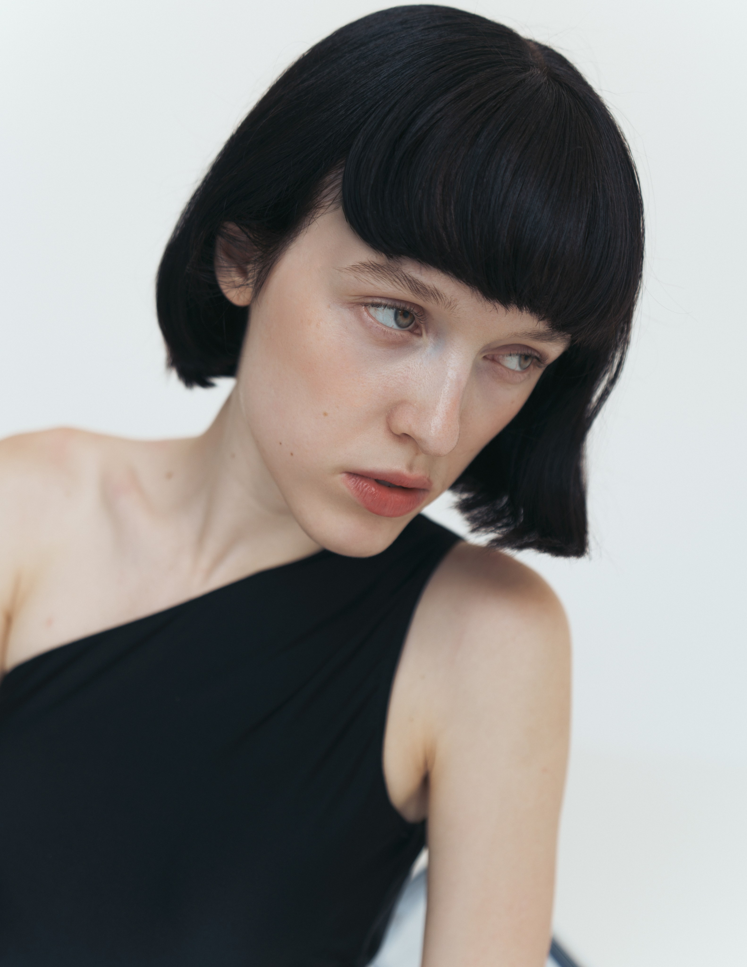 Q. Alisha Geva женский портретный фотограф в Дубае