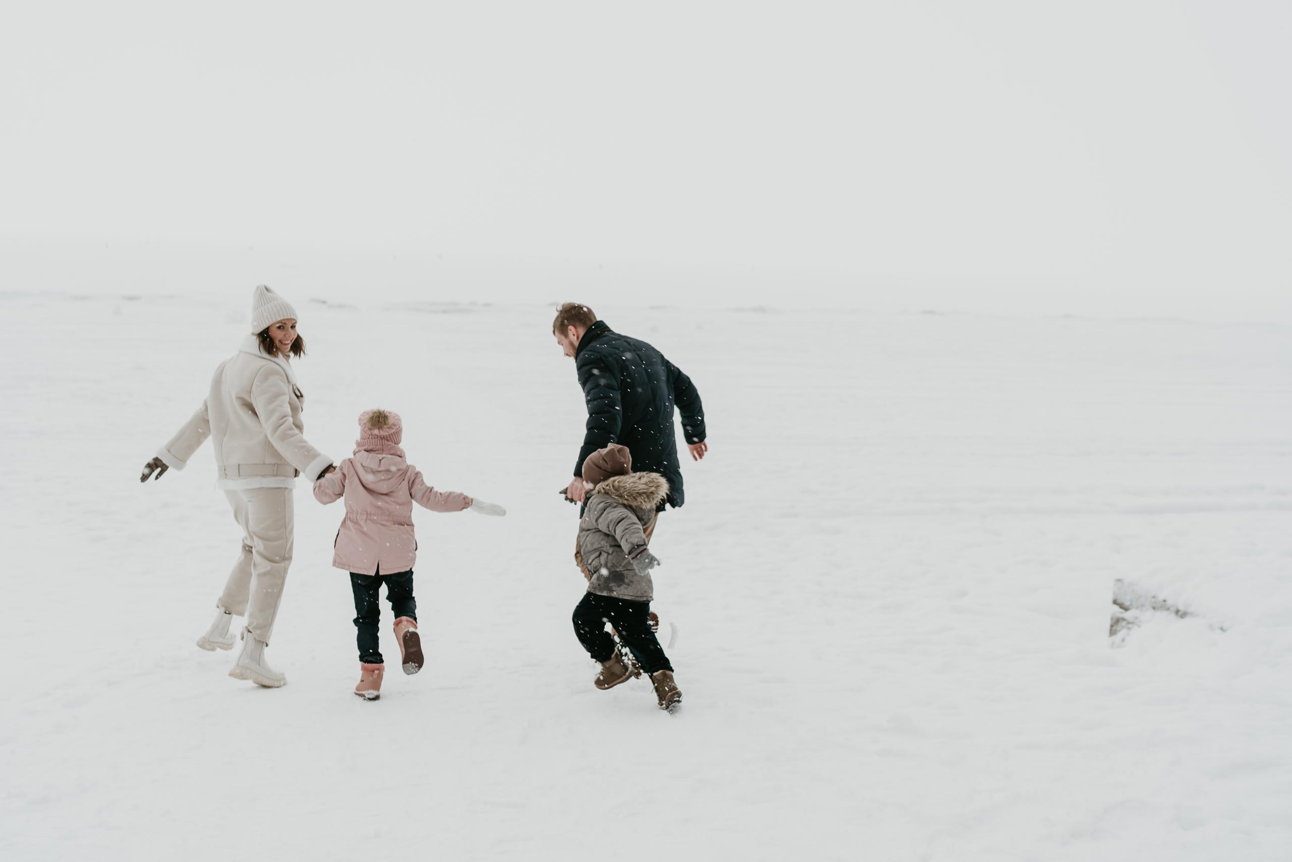 Winter family session|Saint-Petersburg, Russia. London portrait and family photographer