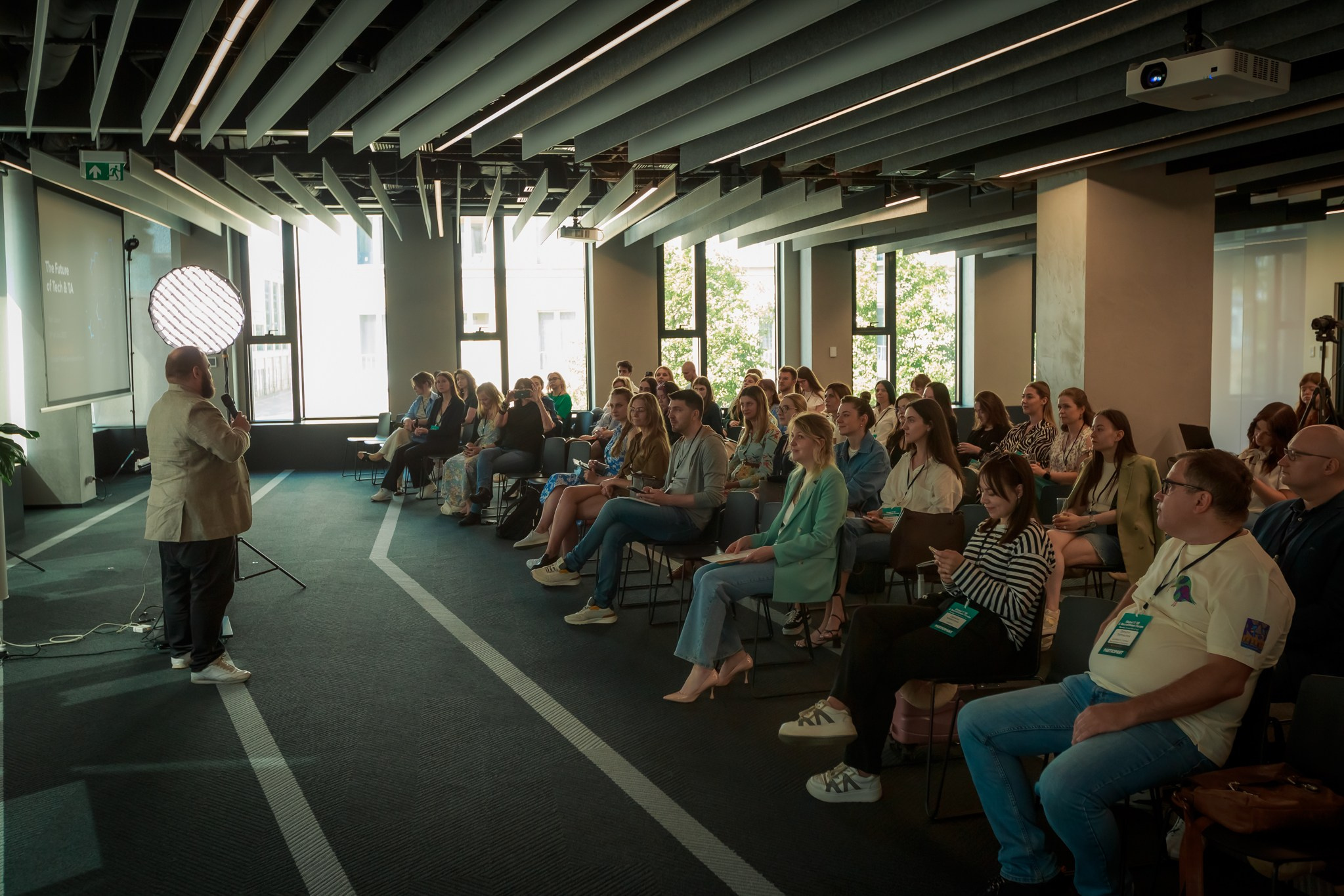 WYDARZENIA BIZNESOWE. Fotograf w Warszawie-Konstantin Golubev