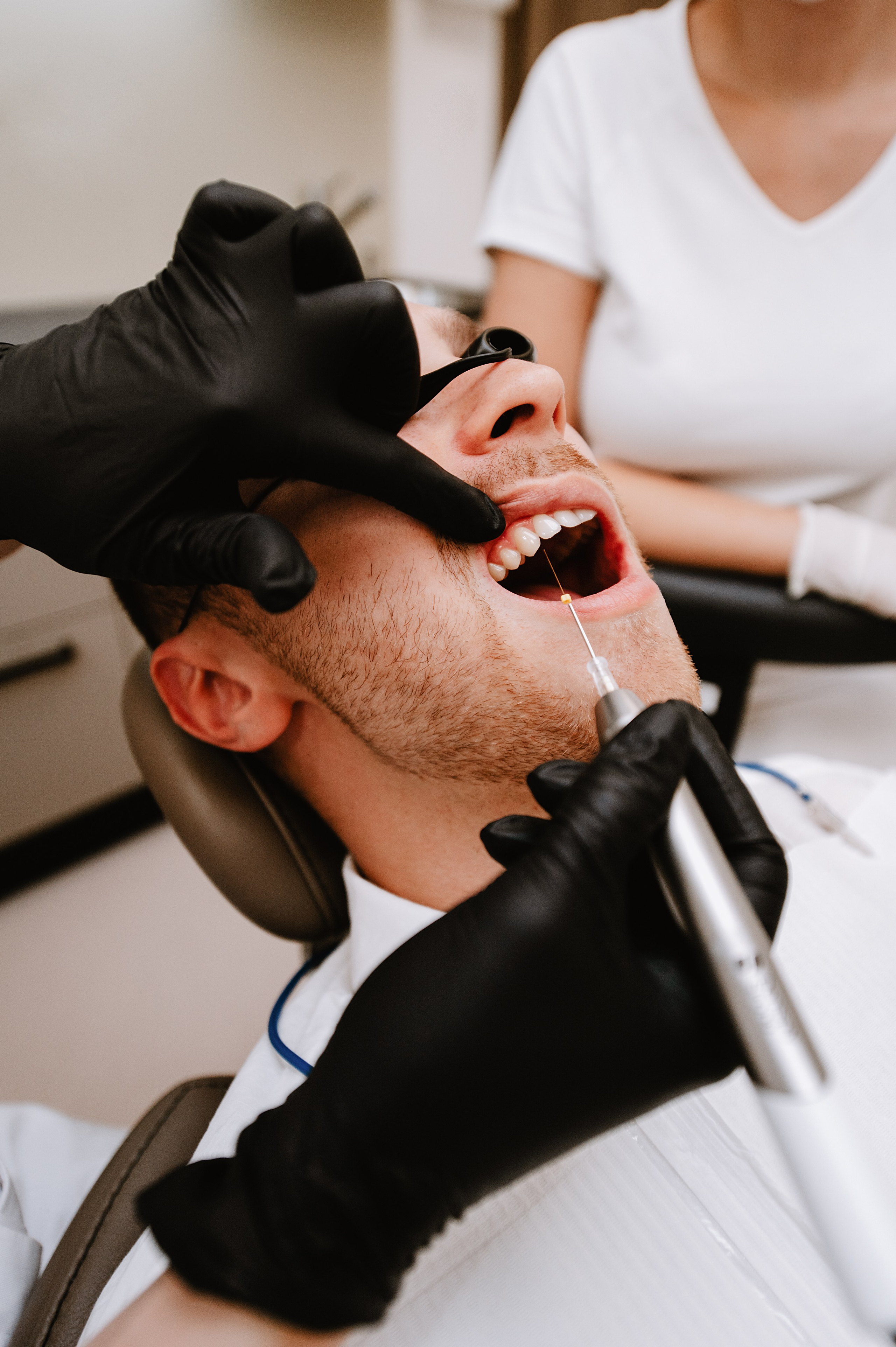 EDClinic dentistry in Prague. ANNA-MARIA PHOTO CONTENT CREATOR — фотограф, эстет, художник и визуальный эксперт в Instagram, работающий в Праге