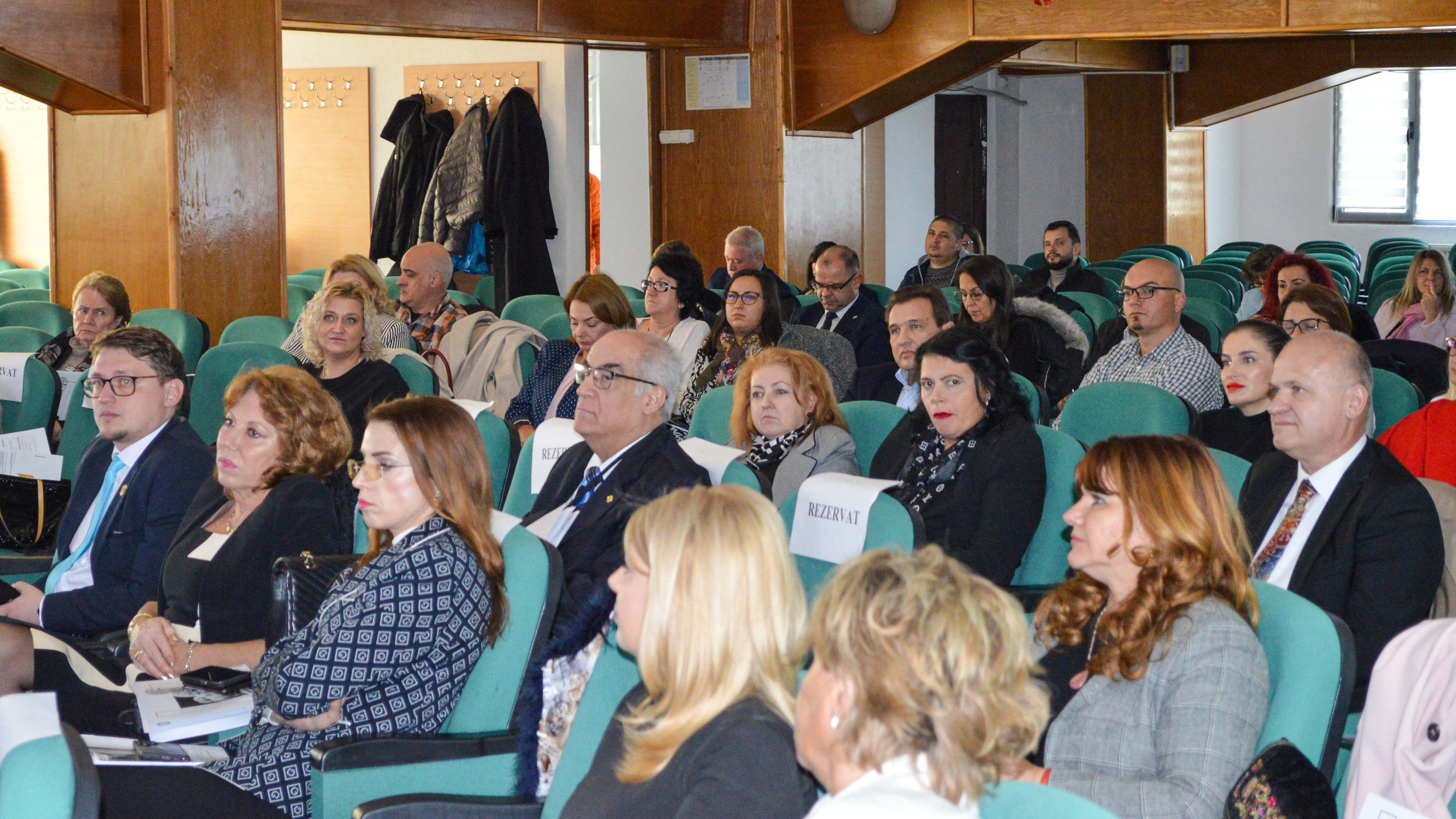 Fotografia la conferinta Cajal. Mugurel anghel