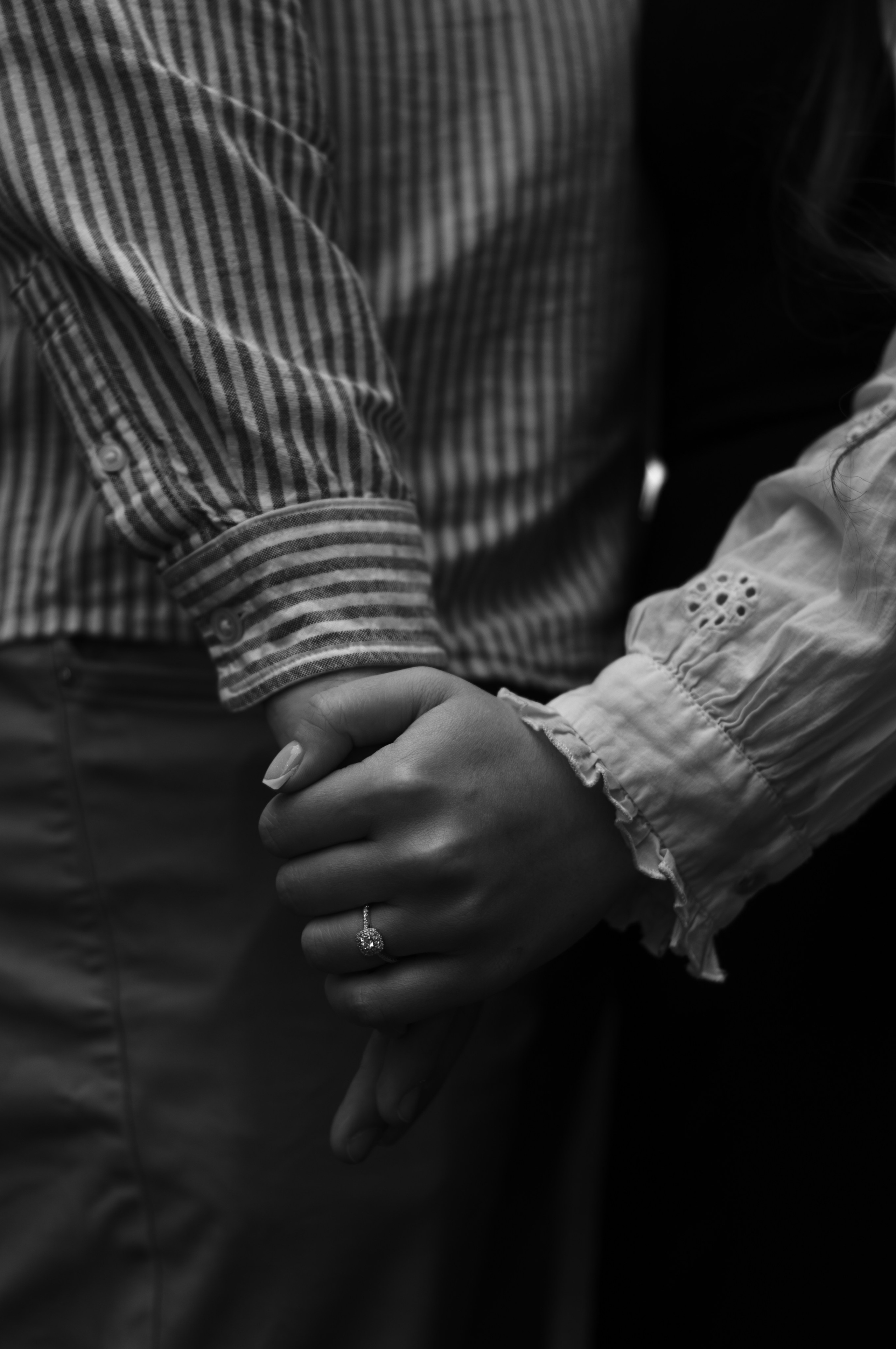 Помолвочная фотосессия у Эйфелевой башни. Фотограф в Париже Полина Осипова