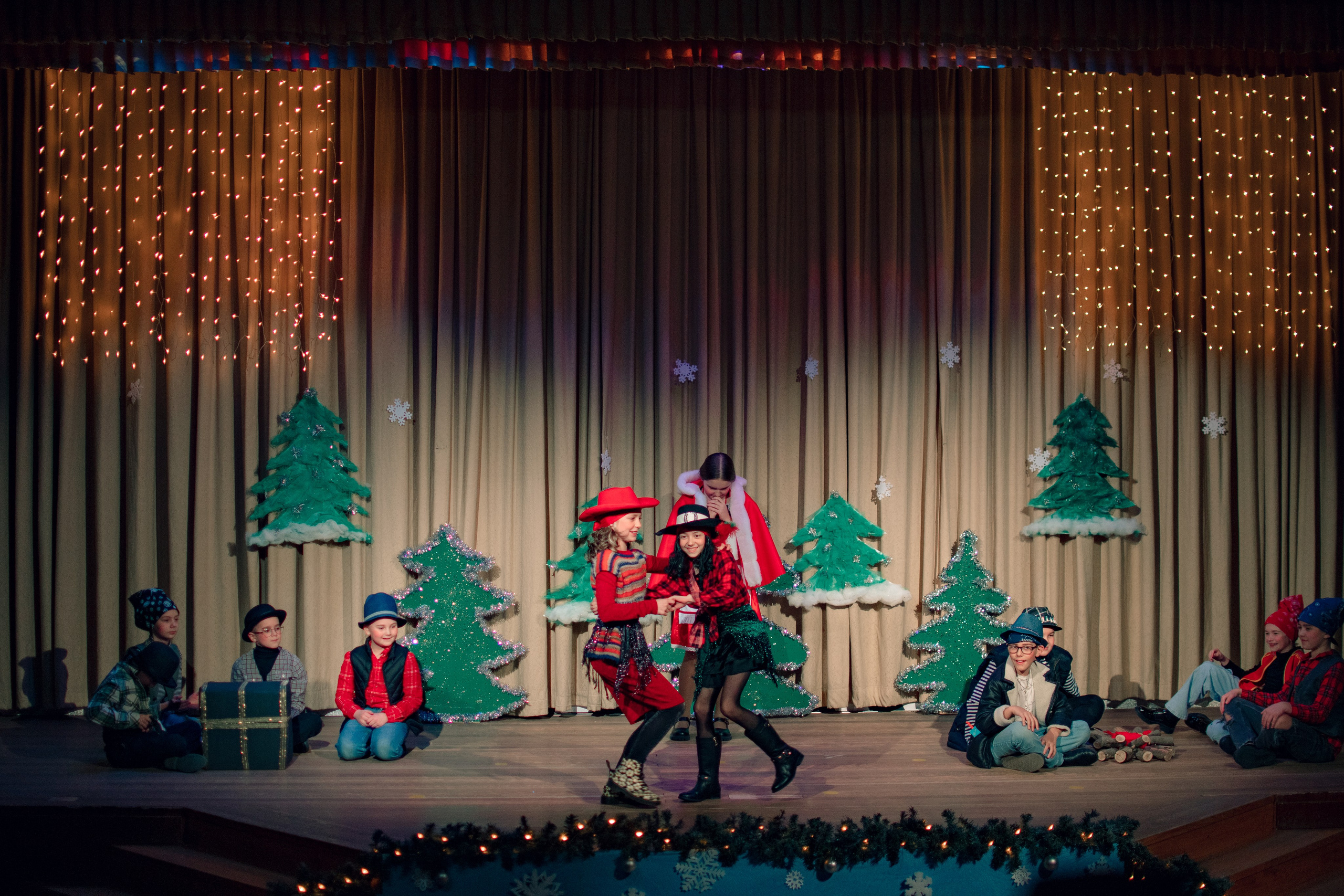 Театральная студия. Семейный и детский фотограф