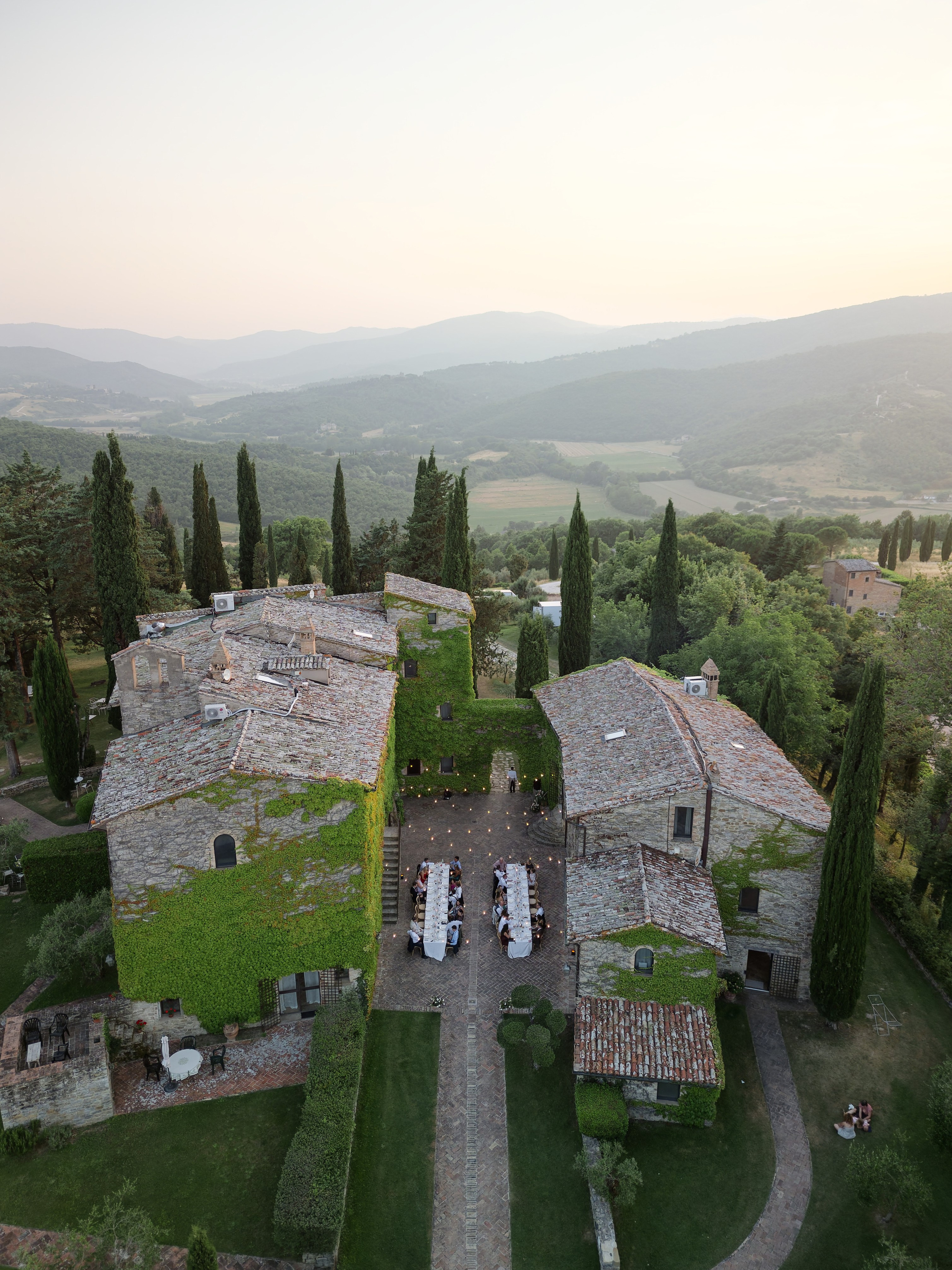 Wedding at Borgo Bastia Creti, Umbria