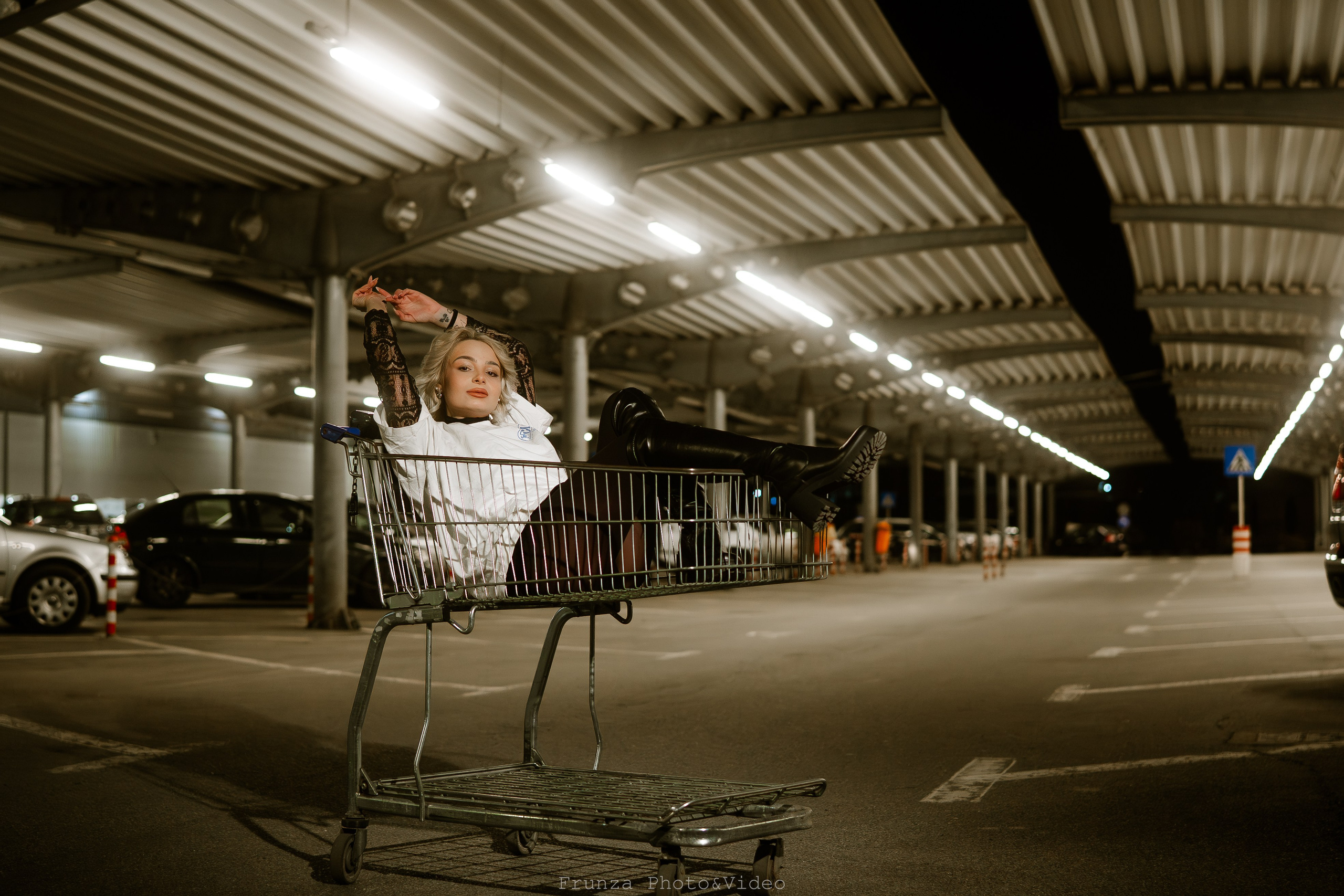 Midnight shoot. Foto / Video nunta Deva, Hunedoara