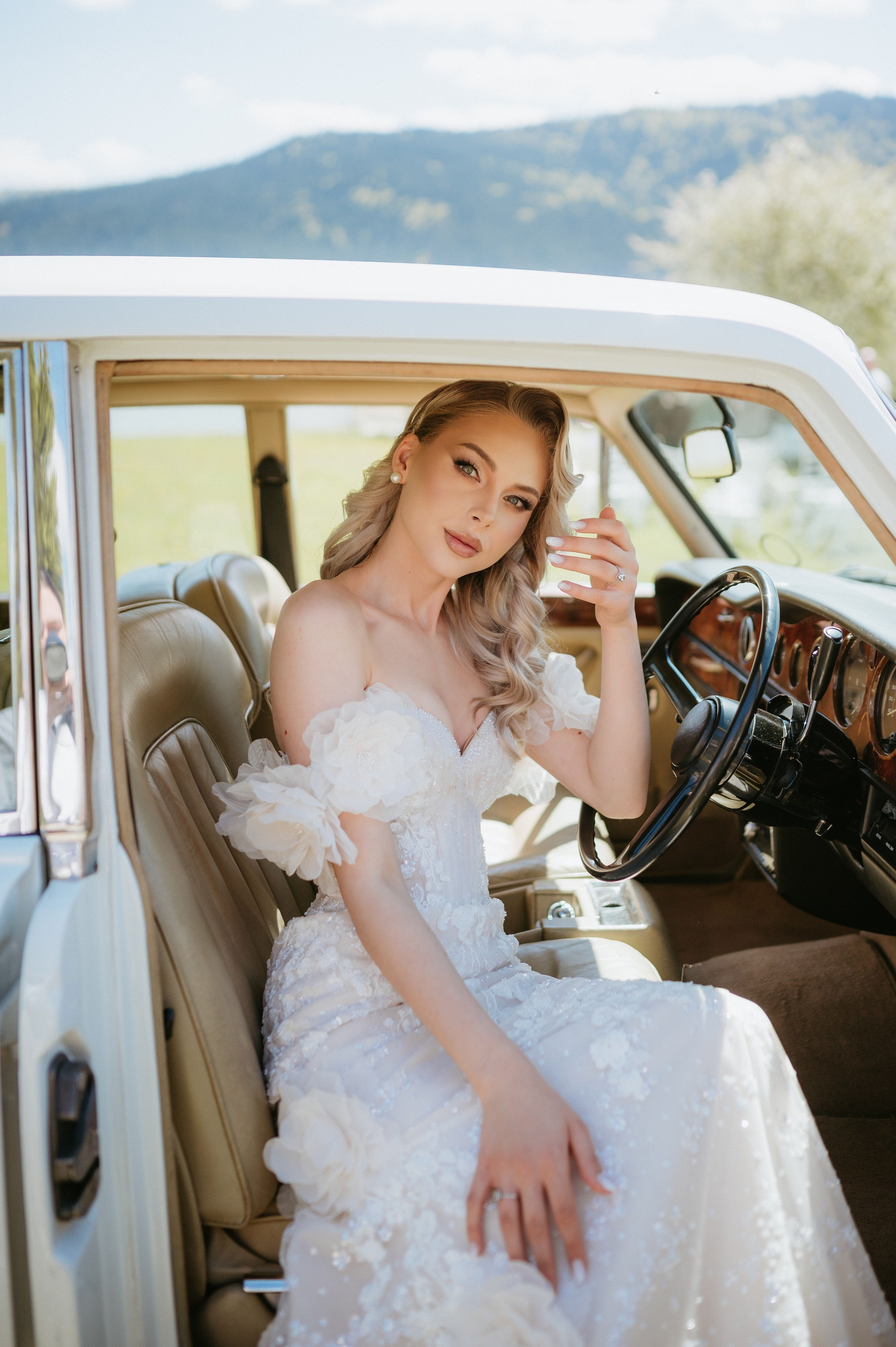 Cristina – Ședință foto bridal editorial | Valentin Melen. Valentin Melen - fotograf de nunta 🤍