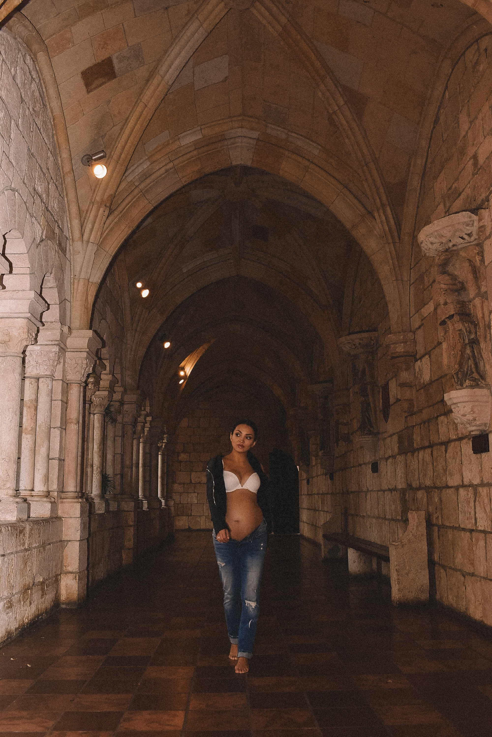 T | inner space. Portrait and Lifestyle Photographer in Miami | Anna Isaak