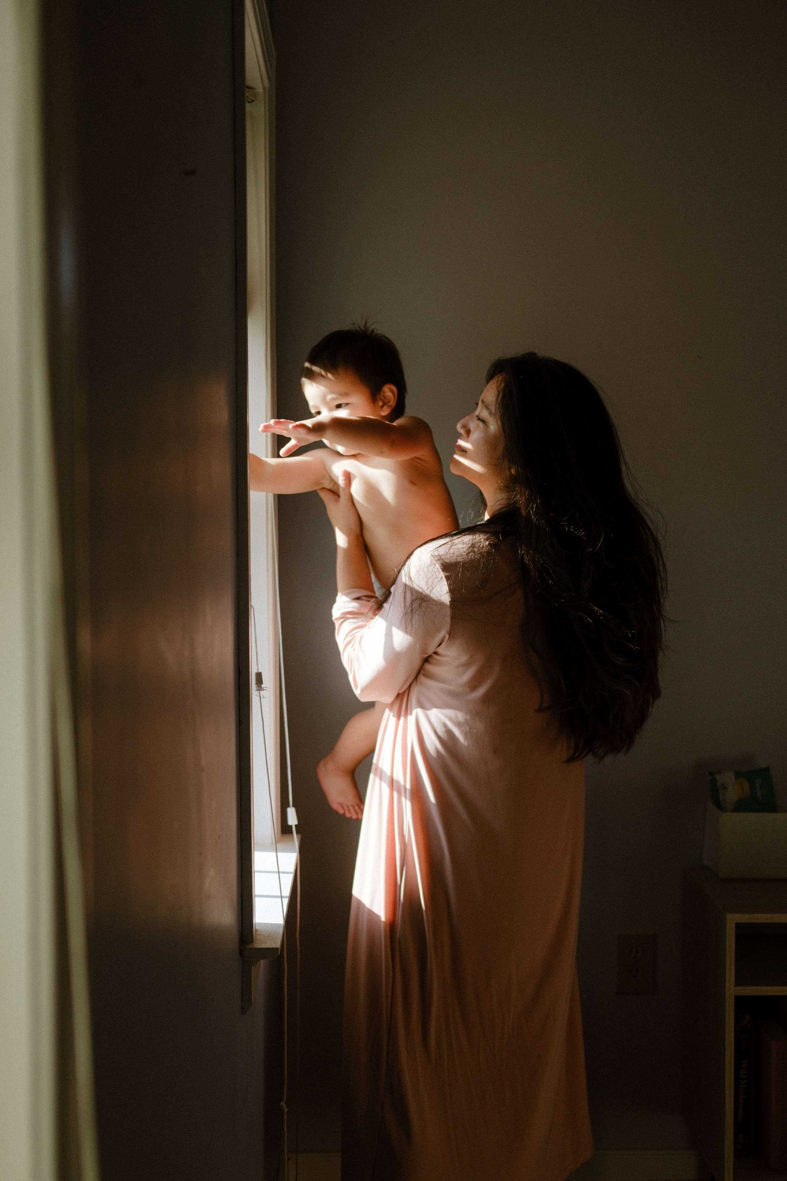 Birth, Parenthood, and the Power of Being Seen. Family Photographer Anna Dobrovolskaia | Richmond, VA