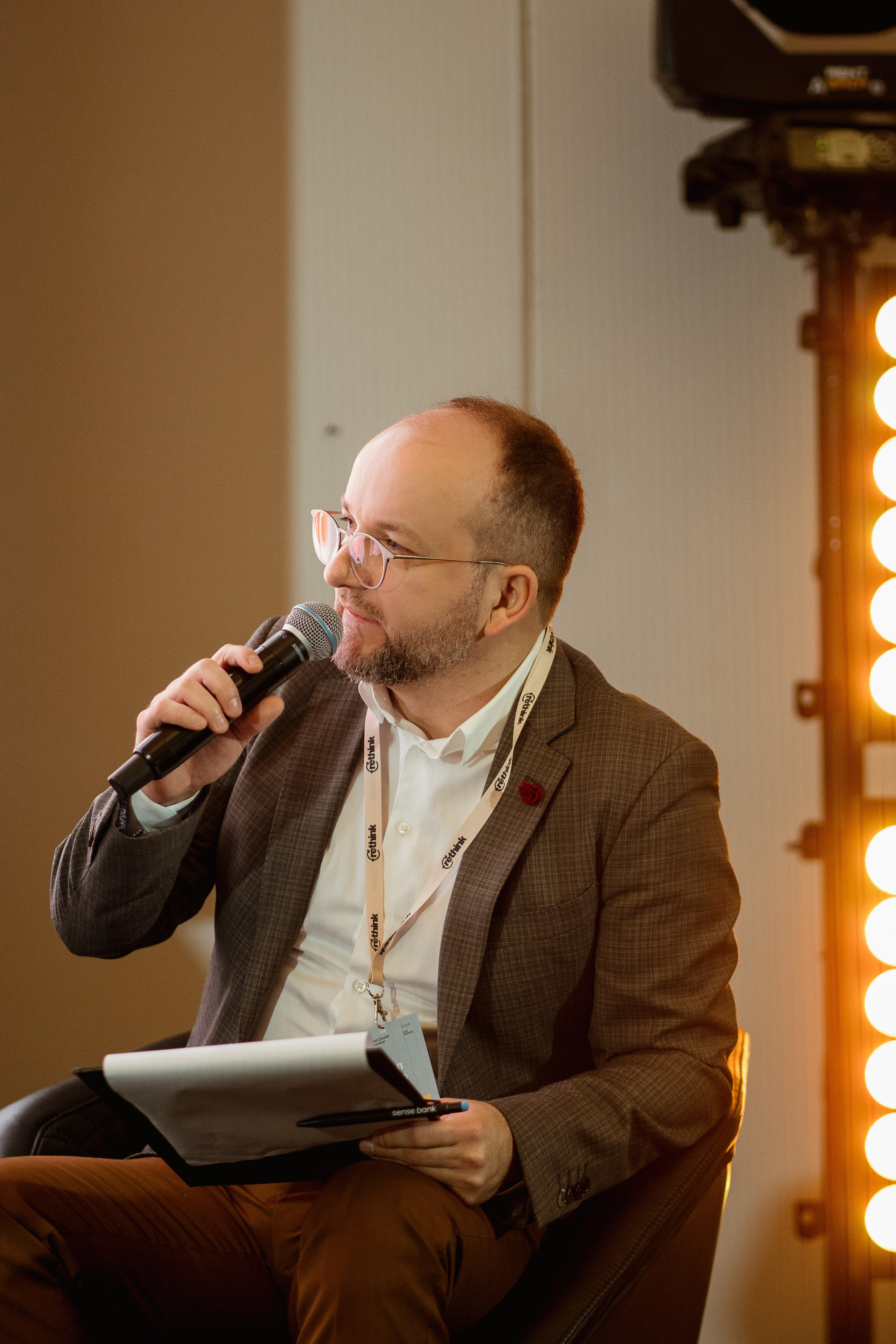 Rethink Ukraine. Kostiantyn Holinchenko. Reportage and portrait photographer
