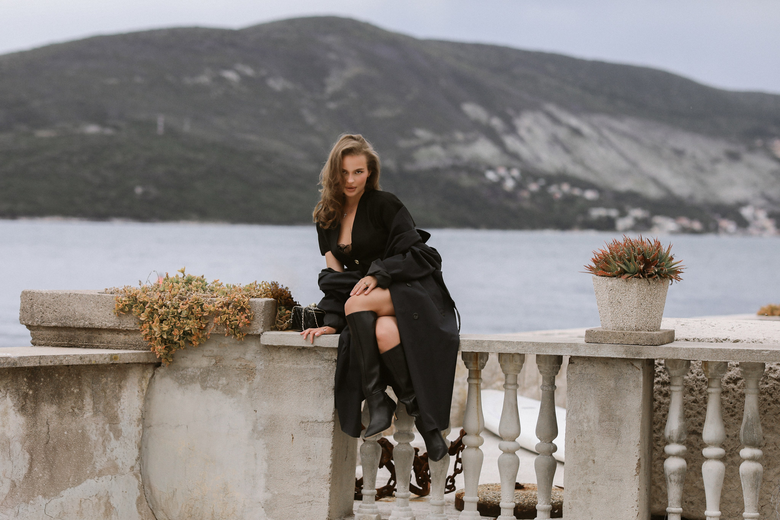 Montenegro Coastal Photoshoot. Destination Wedding Photographer in Montenegro & Europe — Valeriya Komar