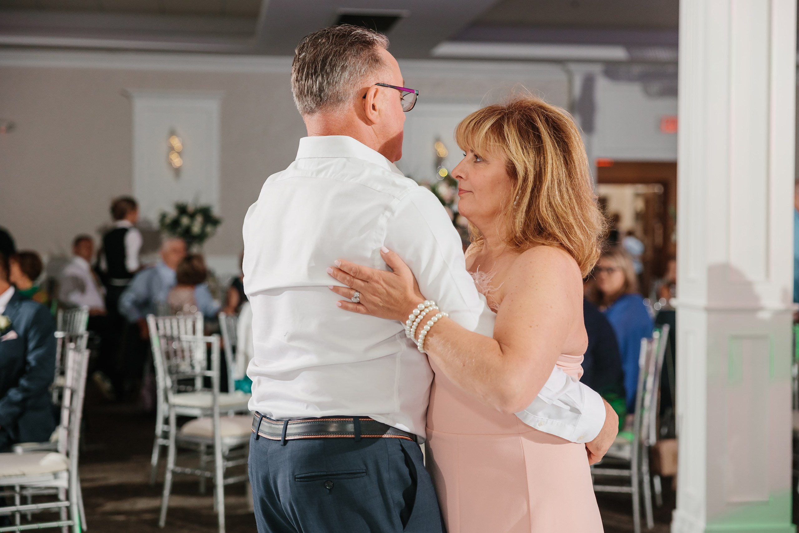 31.08.2024 Wedding. Wedding family event photographer in Chicago Nick Yushevich