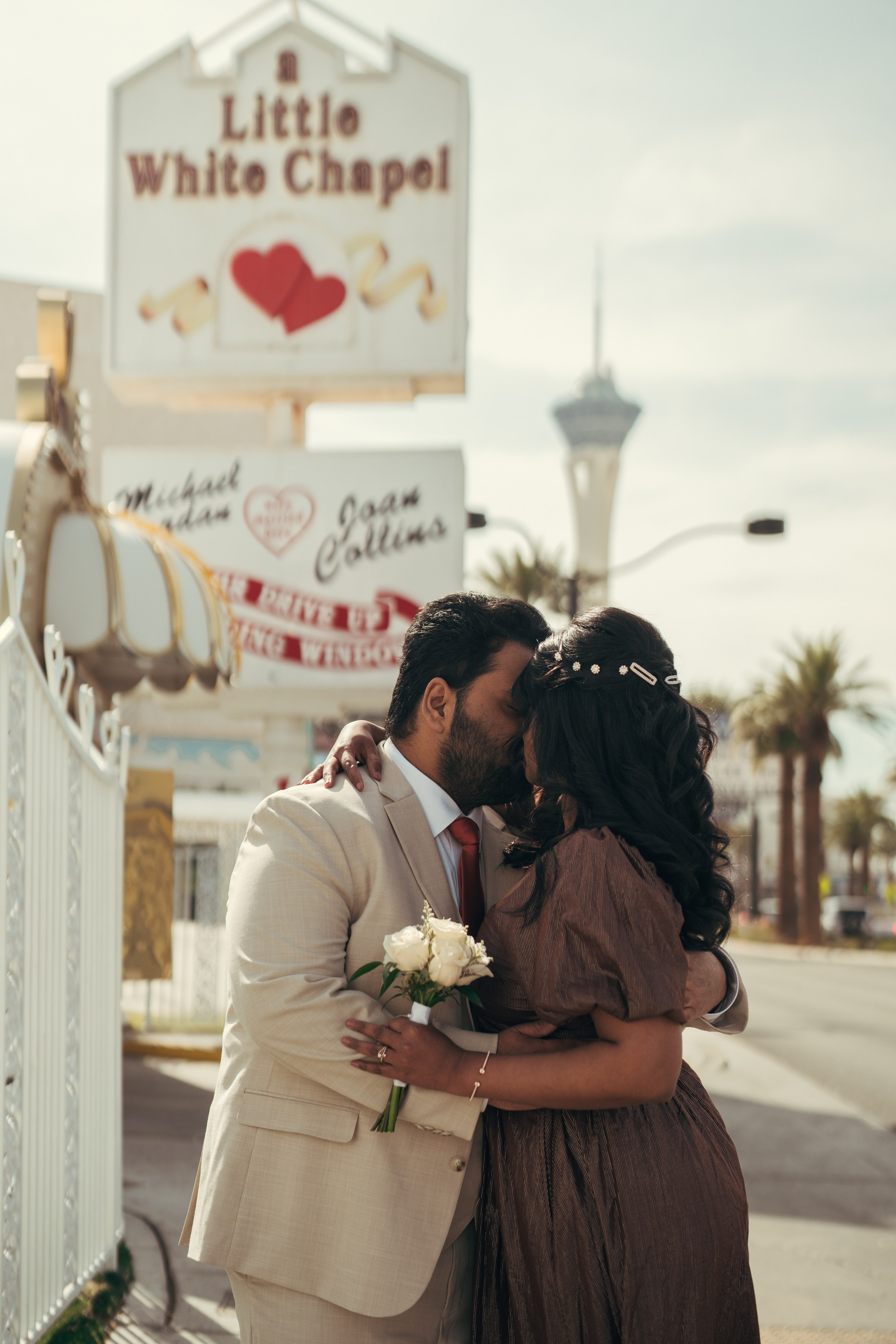 Roshan&Alekhya. Wedding & elopement photographer Viktoriya Kravtsov. Las Vegas