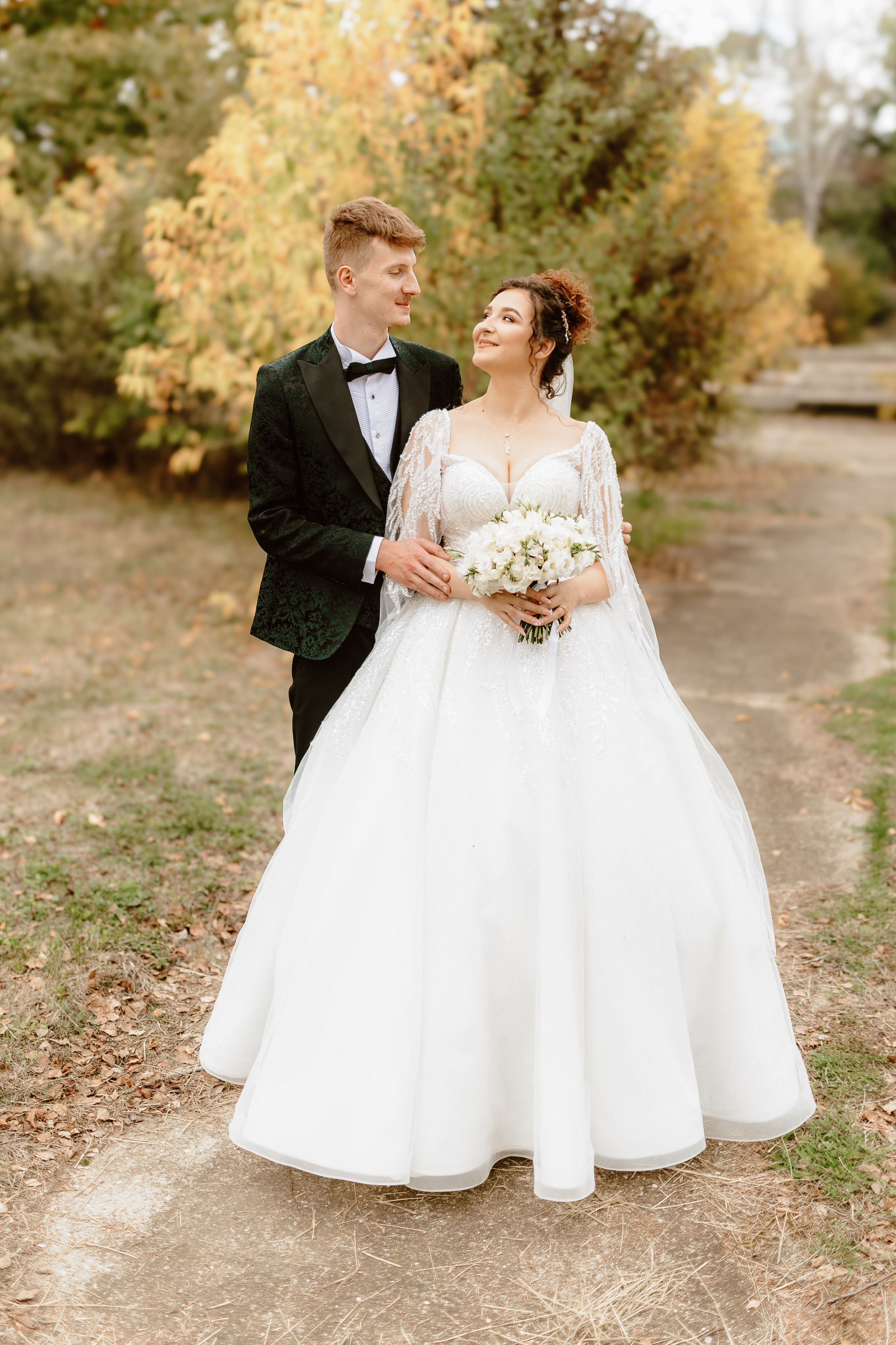 Alexandra & Adrian 🍀🧡🌿. Stefan Teodorescu — Fotograf de Nunta Ploiesti