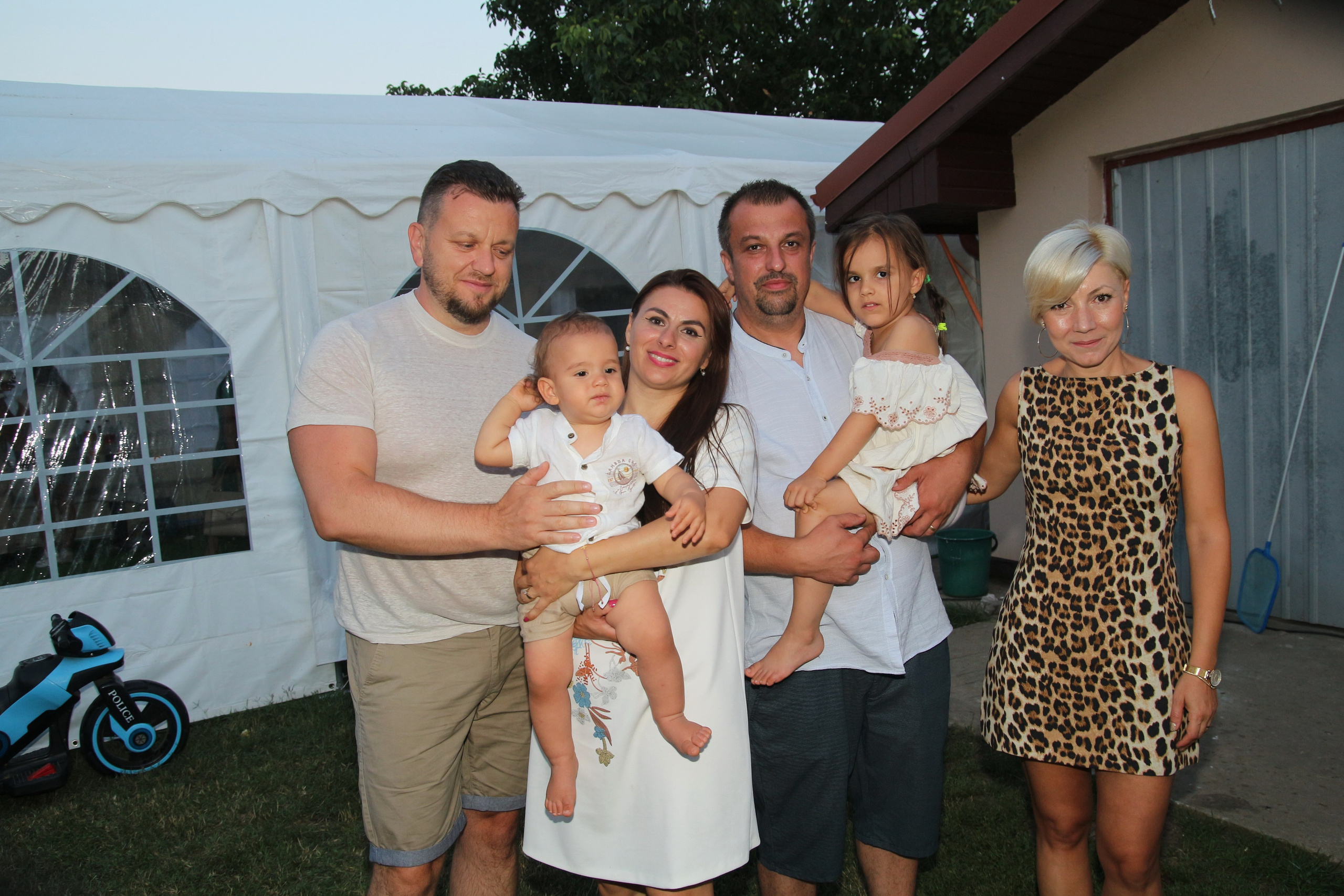 BYZO MEDIA. PETRU BYZO - family and children photographer in ROMANIA