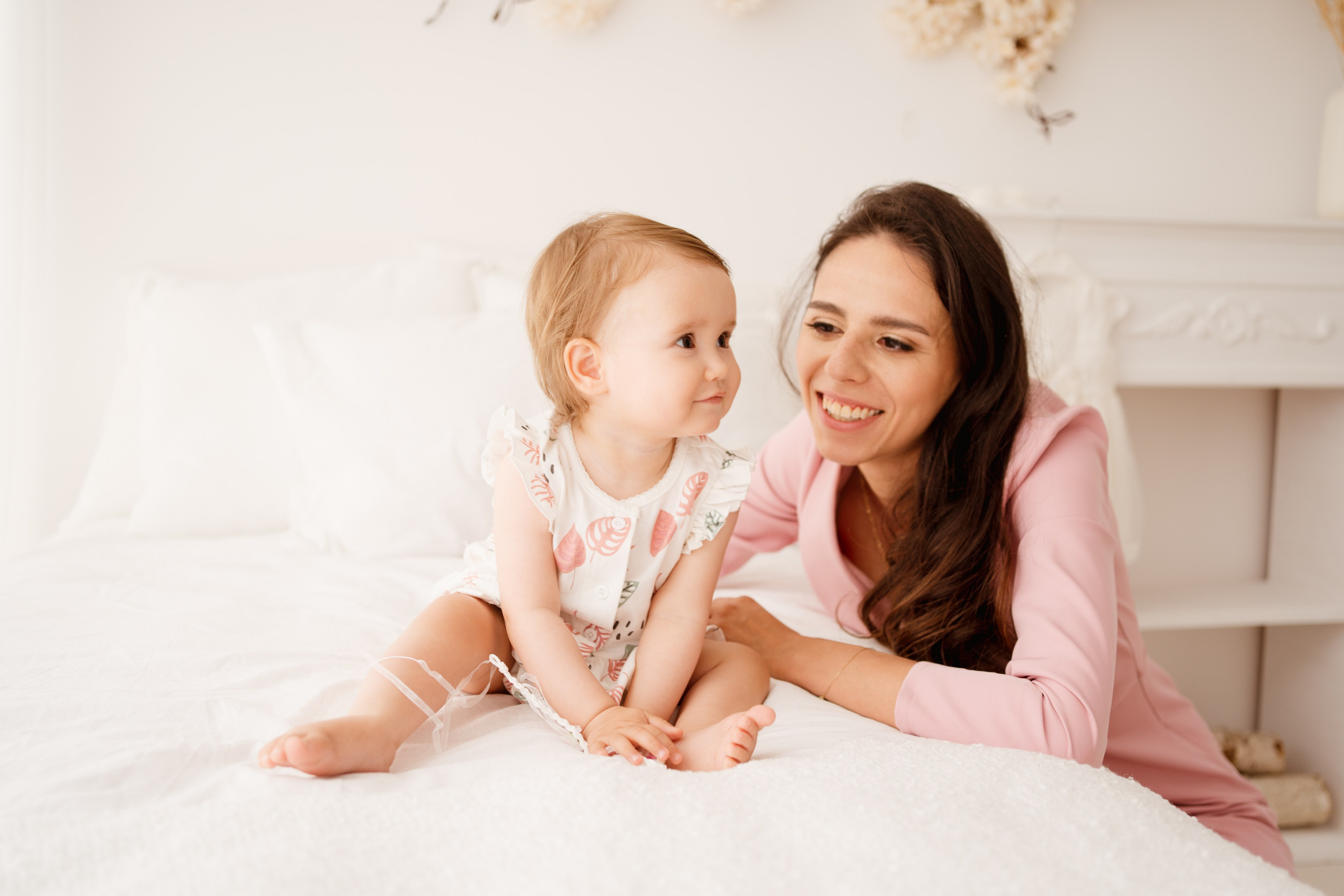 Chrzest Święty Natalii. Fotograf Łódź - sesja ciążowa, noworodkowa, dziecięca. Studio w Łodzi