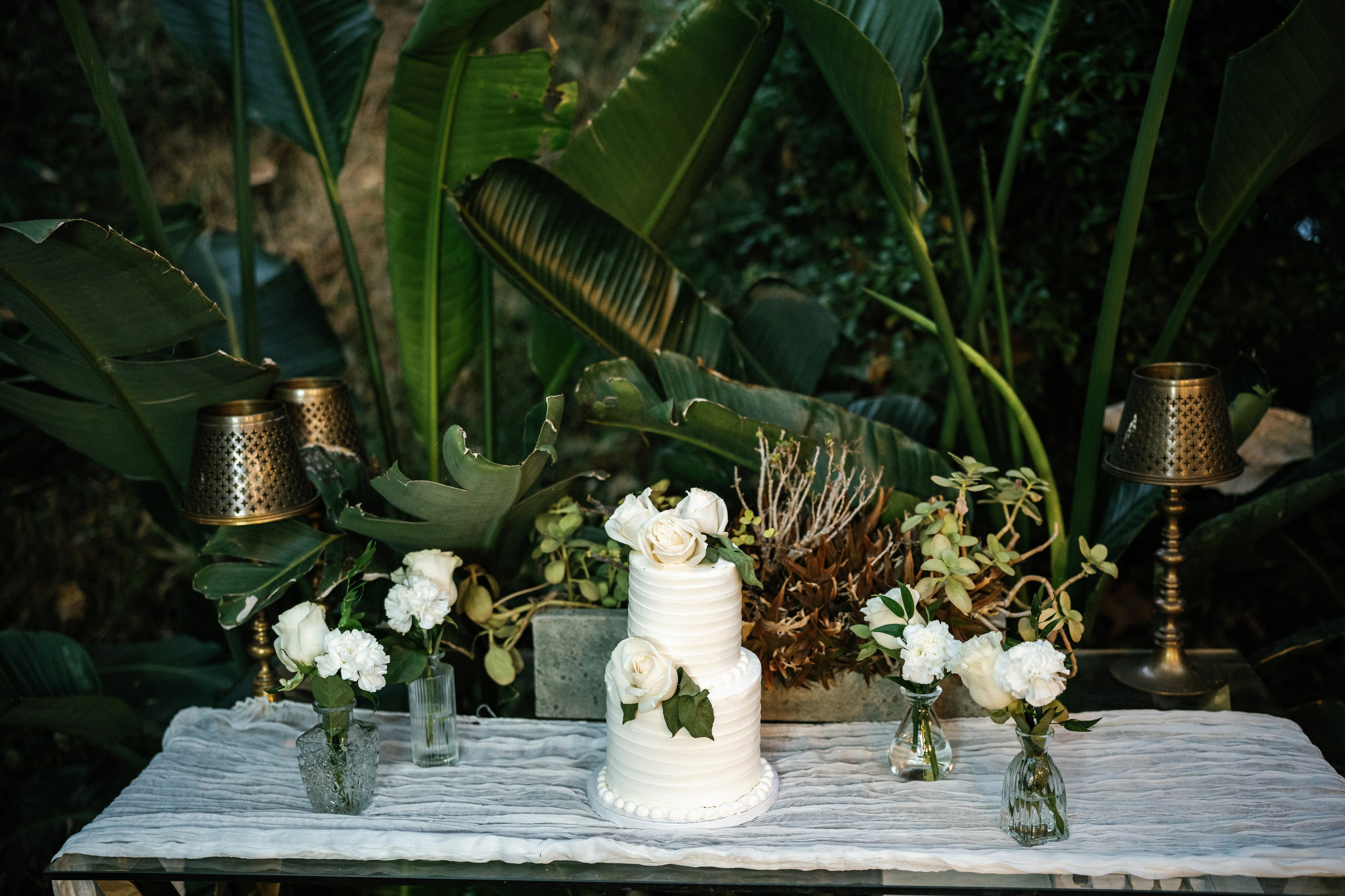 Wedding at the Hollywood Sign Venue, Los Angeles, California. Wedding Photography & Videography Team in California, Los Angeles, San Francisco, San Diego and Travel