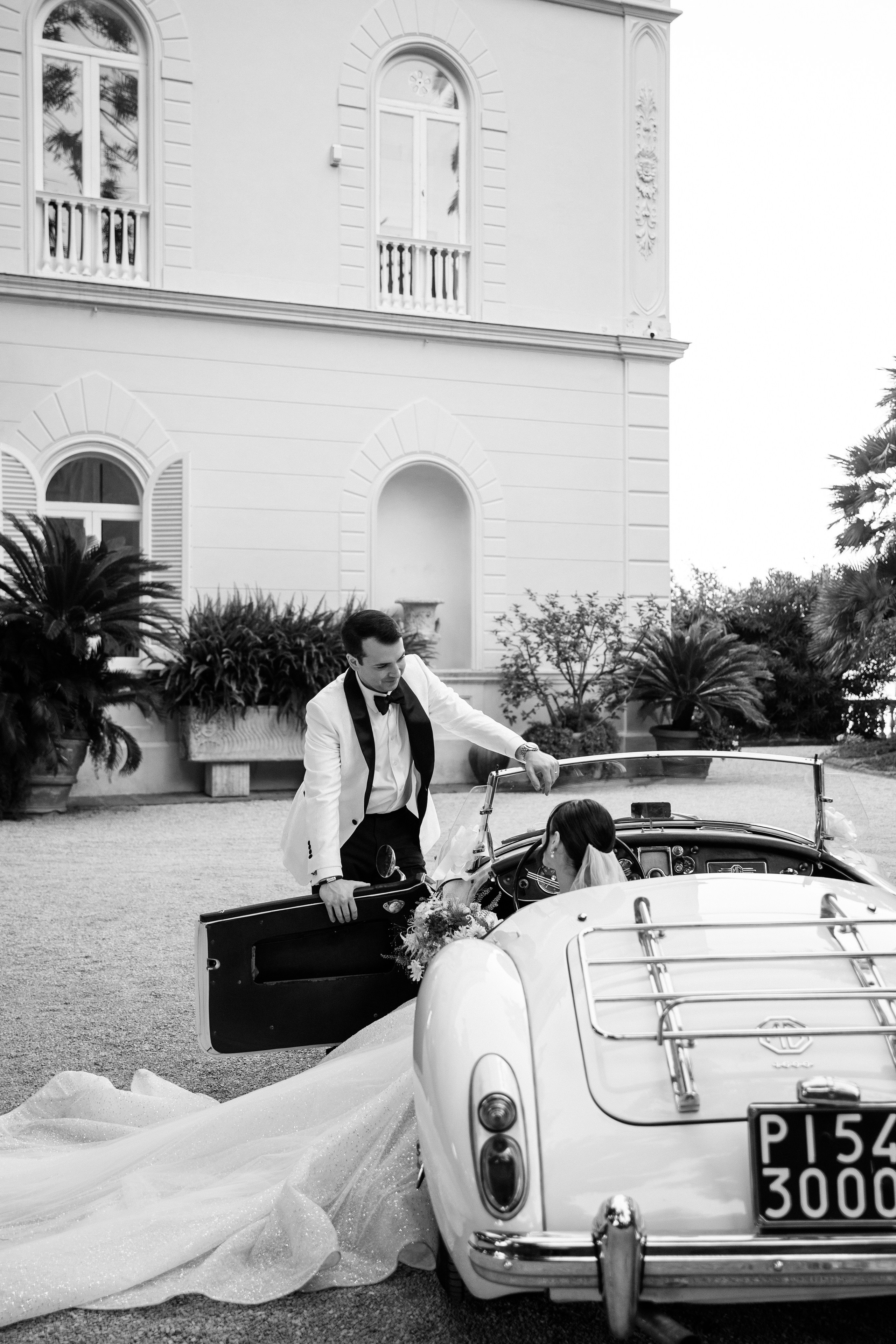Wedding photographer Italy Rome, Tuscany, Lake Como, Sicily, Puglia. Wedding Photographer Rome Tuscany Como Sicily Puglia Amalfy Italy- Oksana Savenchuk